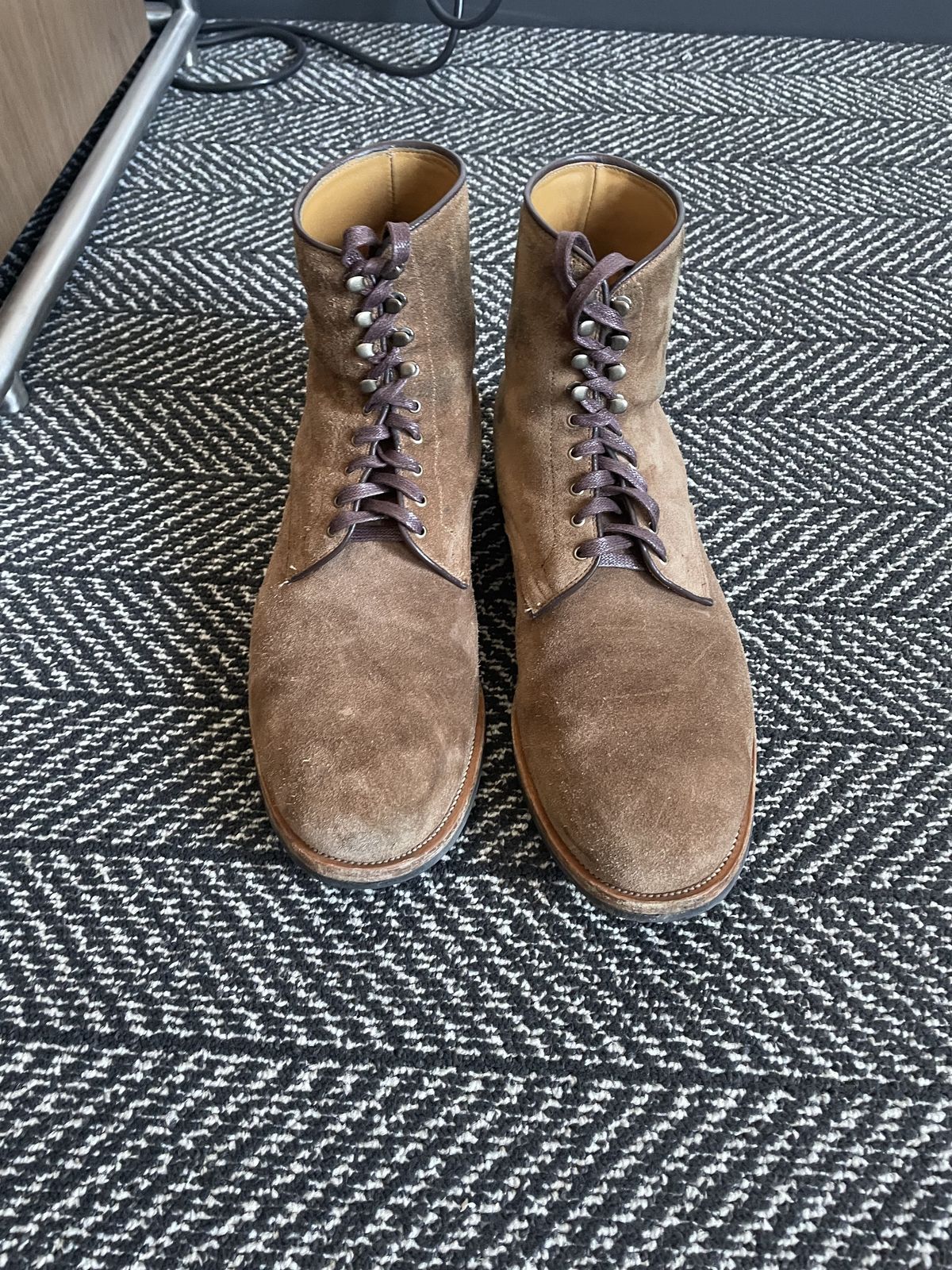 Photo by patinathunderdome on April 3, 2022 of the Viberg Halkett in C.F. Stead Snuff Bison Calf Suede.