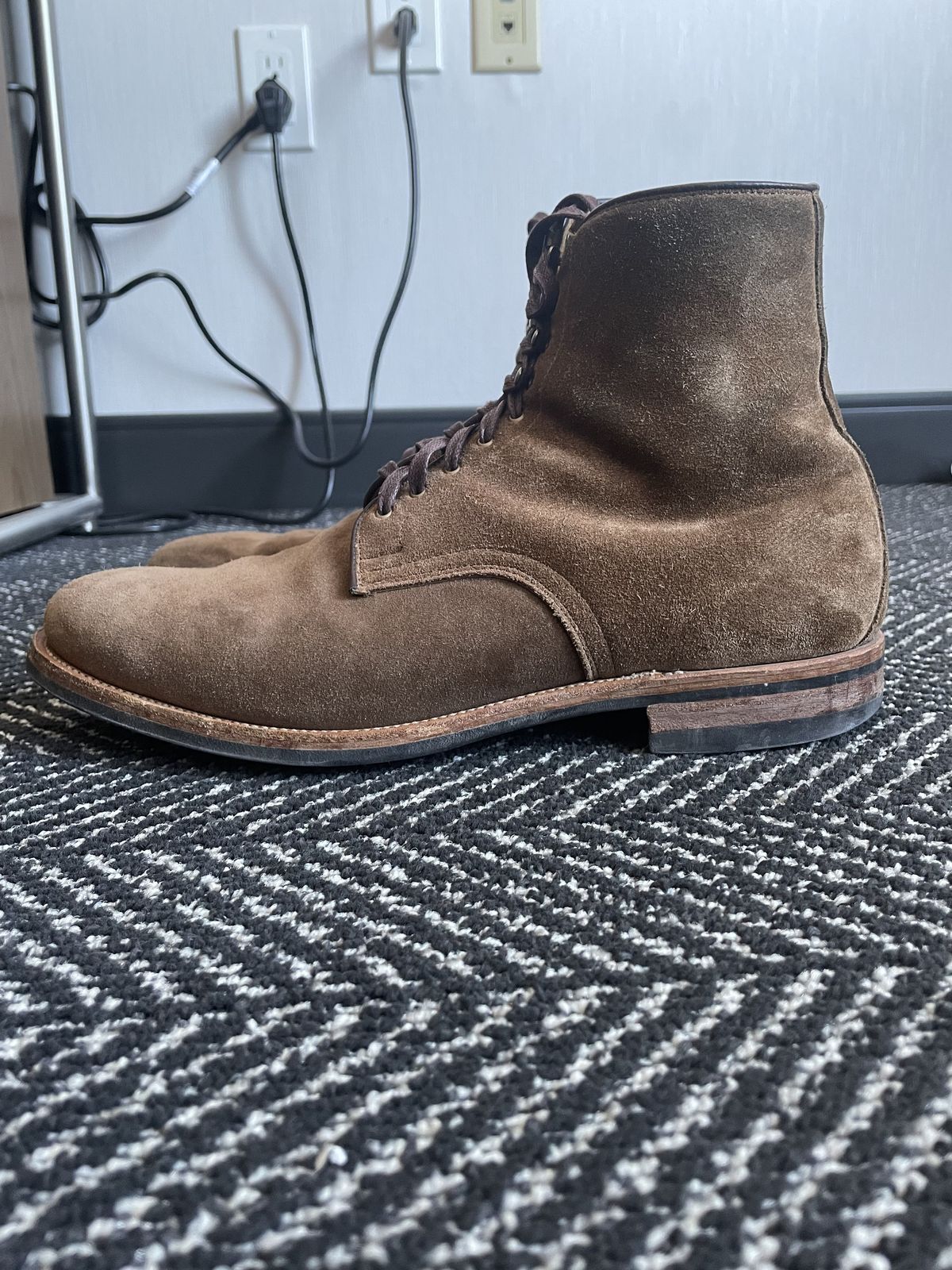 Photo by patinathunderdome on April 3, 2022 of the Viberg Halkett in C.F. Stead Snuff Bison Calf Suede.