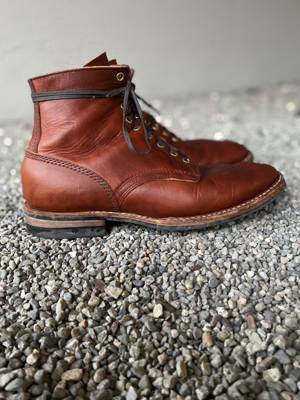 Photo by patinathunderdome on November 2, 2021 of the White's MP-Sherman Plain Toe in Wickett & Craig Red Latigo.