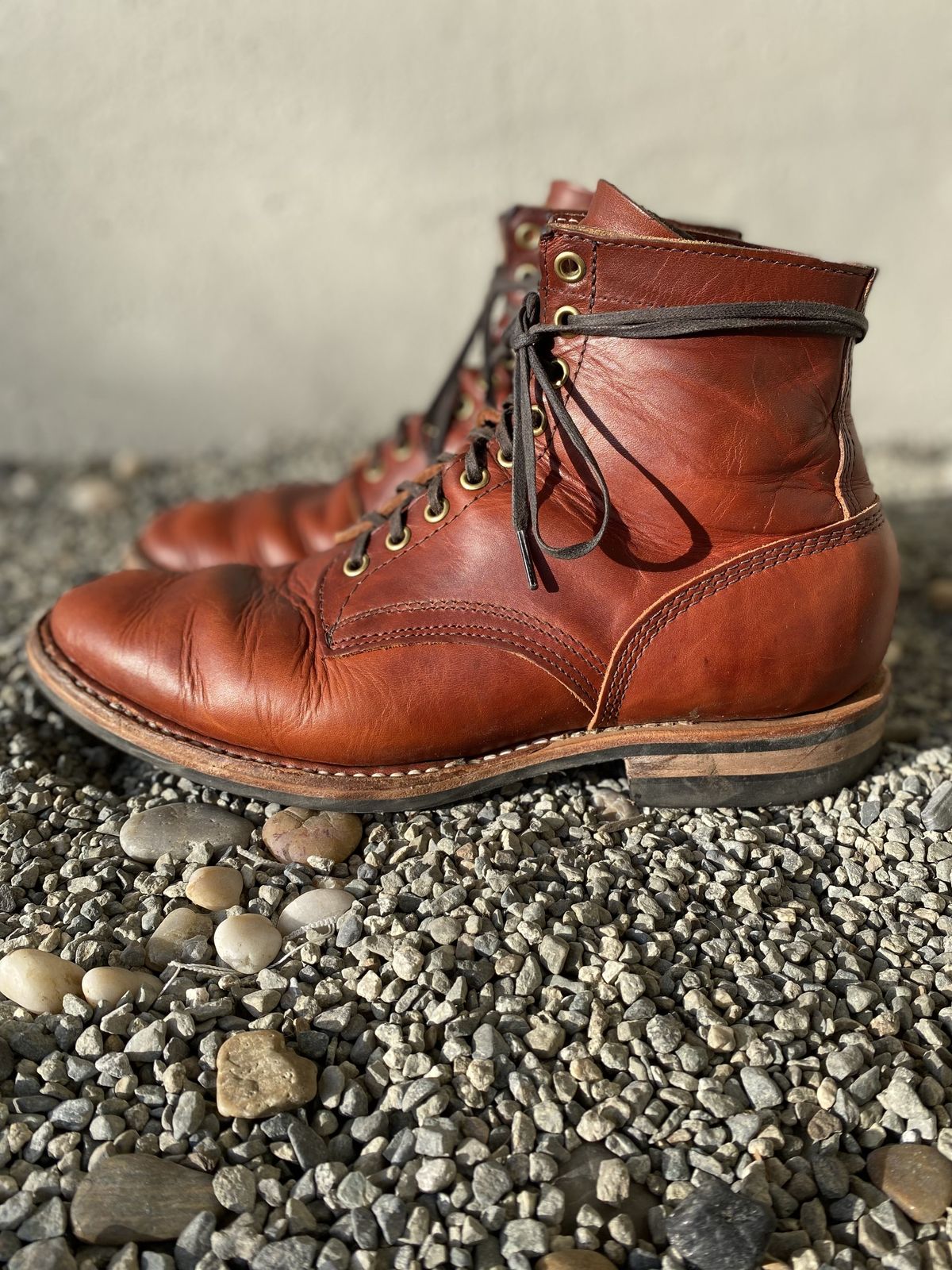 Photo by patinathunderdome on December 2, 2021 of the White's MP-Sherman Plain Toe in Wickett & Craig Red Latigo.