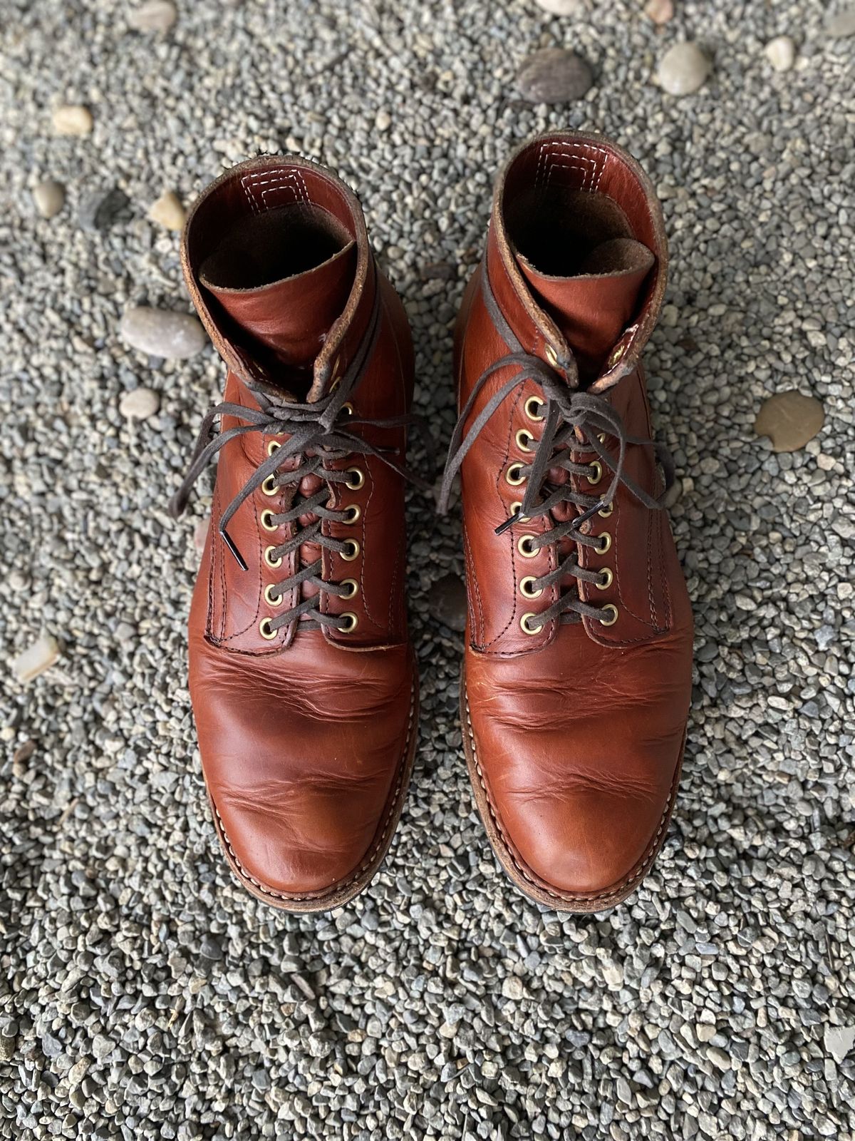 Photo by patinathunderdome on January 3, 2022 of the White's MP-Sherman Plain Toe in Wickett & Craig Red Latigo.