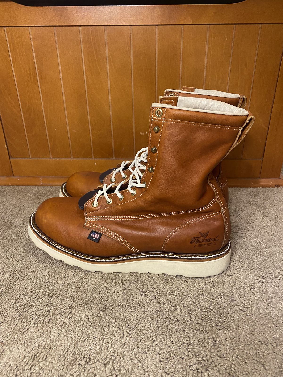 Photo by patinathunderdome on October 1, 2021 of the Thorogood 8" Plain Toe in Tobacco.