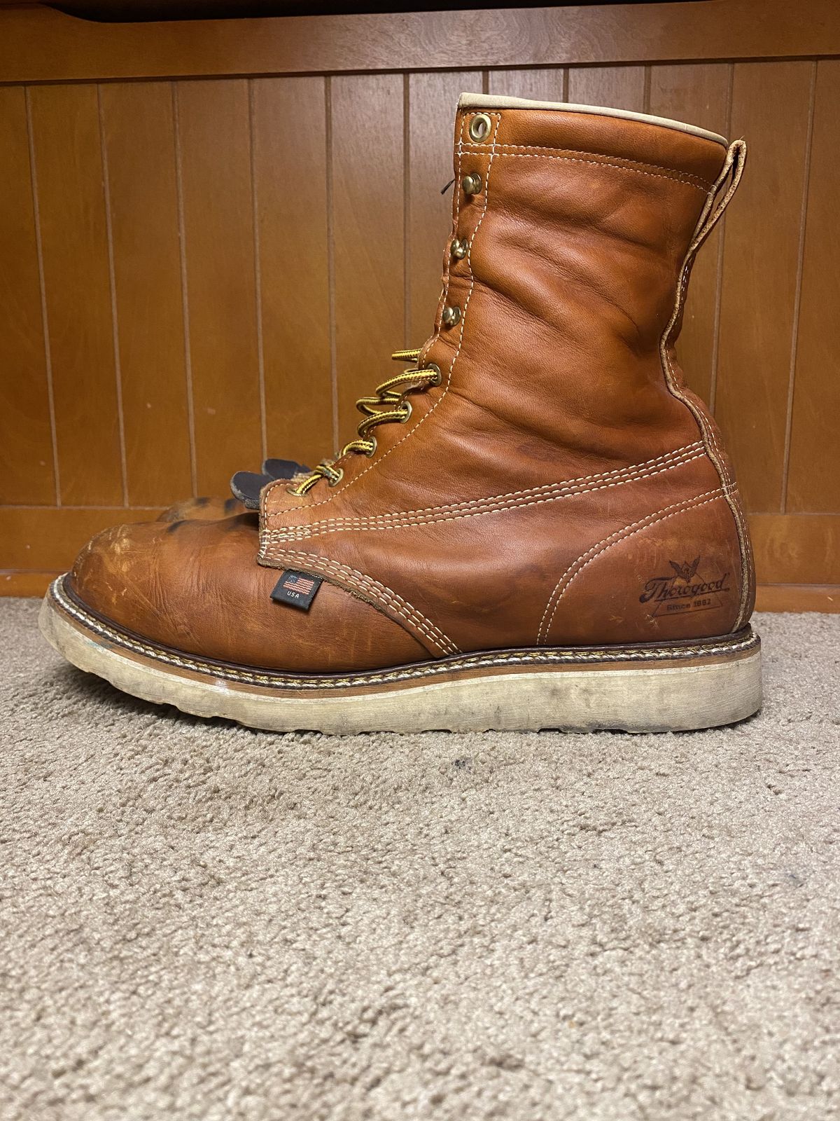 Photo by patinathunderdome on November 3, 2021 of the Thorogood 8" Plain Toe in Tobacco.
