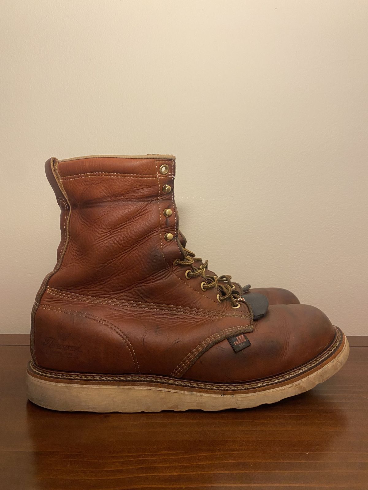 Photo by patinathunderdome on January 5, 2022 of the Thorogood 8" Plain Toe in Tobacco.