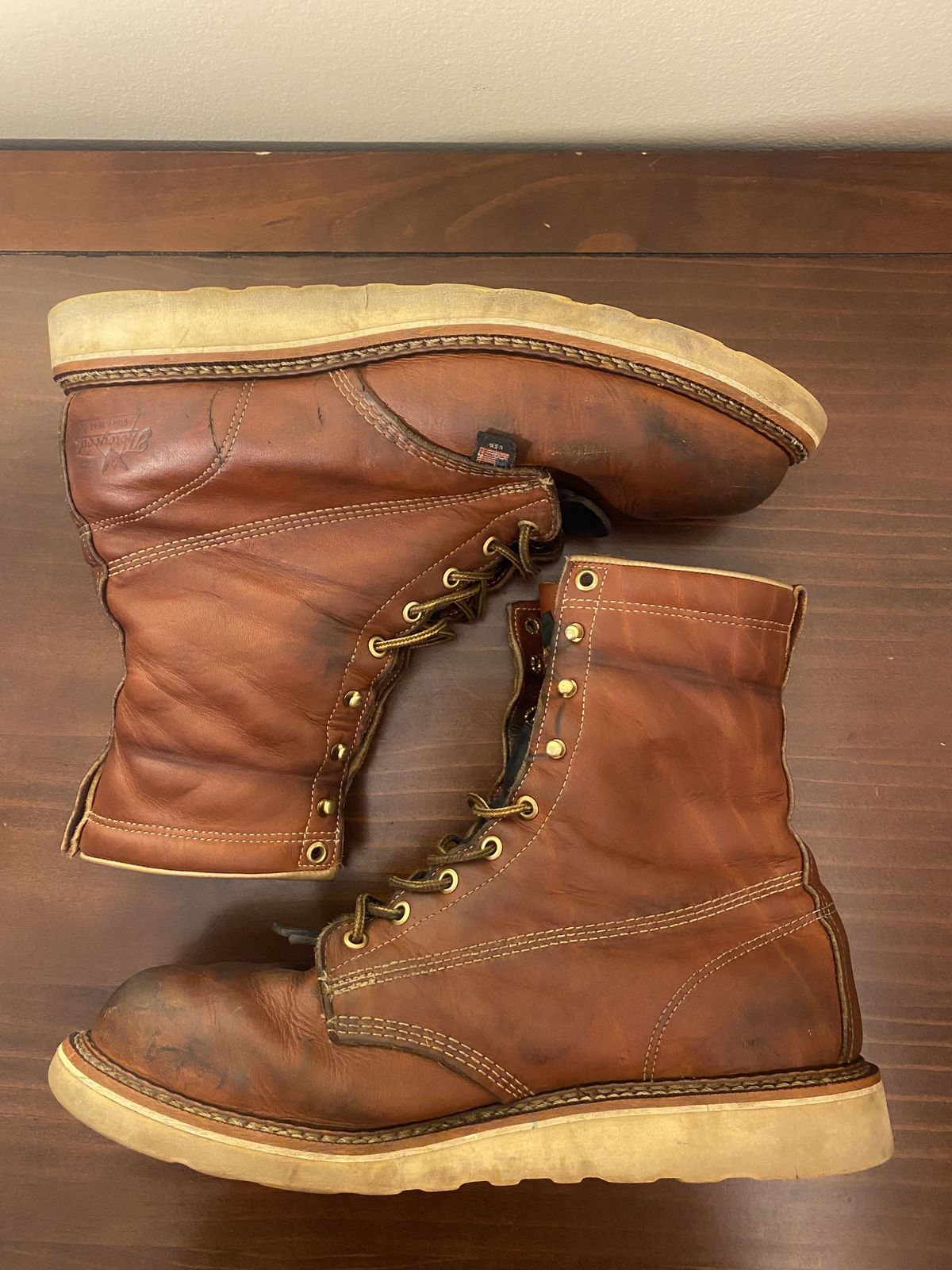 Photo by patinathunderdome on January 5, 2022 of the Thorogood 8" Plain Toe in Tobacco.