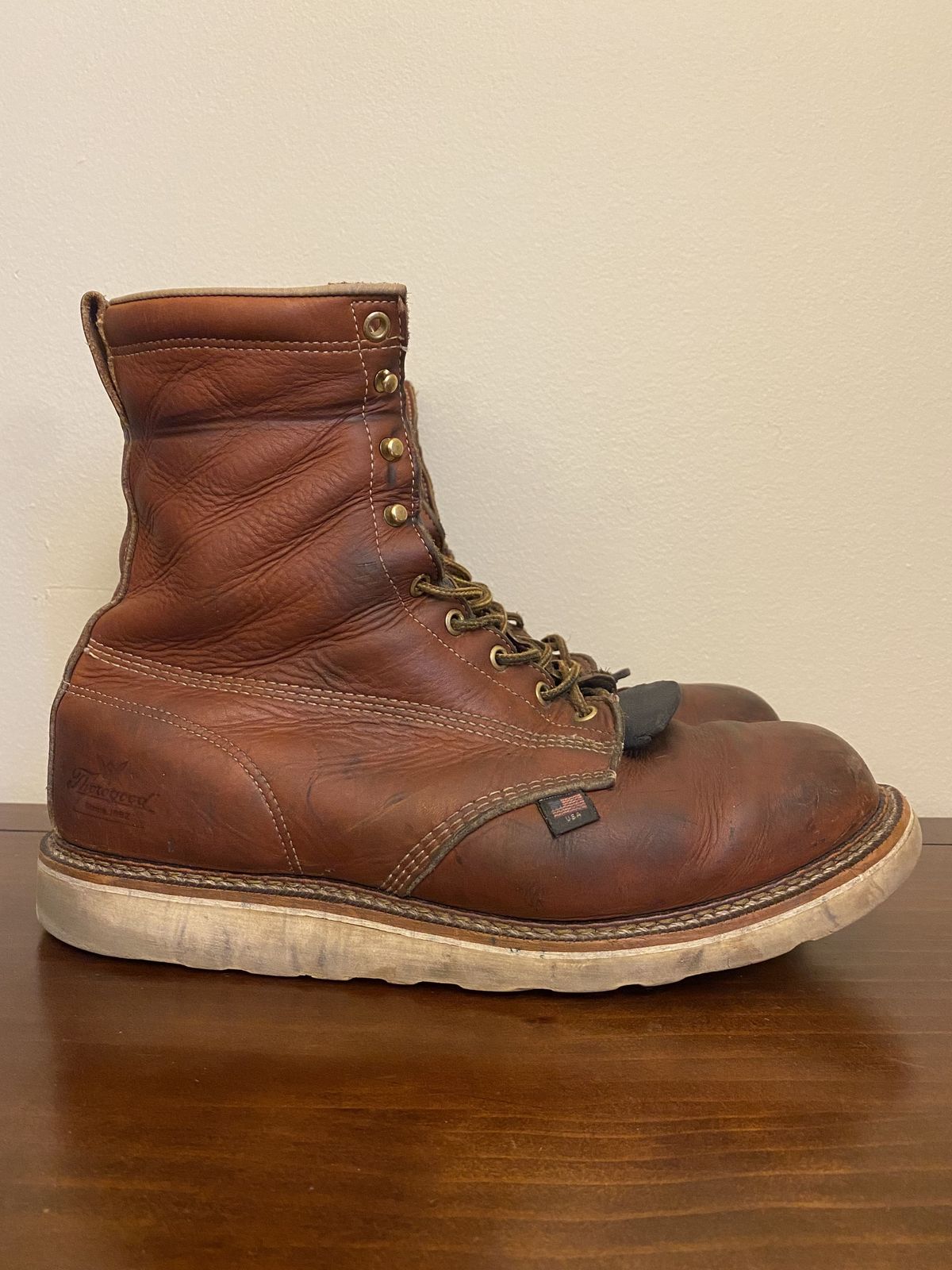 Photo by patinathunderdome on February 2, 2022 of the Thorogood 8" Plain Toe in Tobacco.