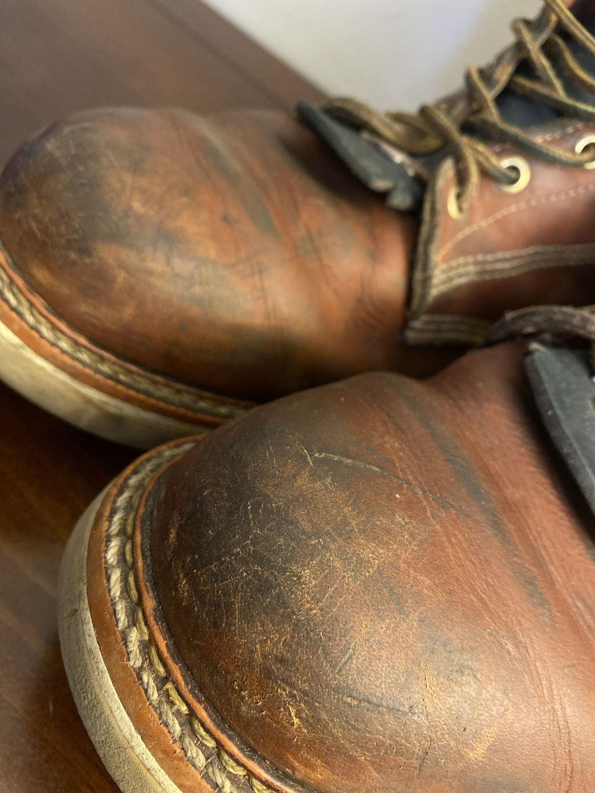 Photo by patinathunderdome on February 2, 2022 of the Thorogood 8" Plain Toe in Tobacco.