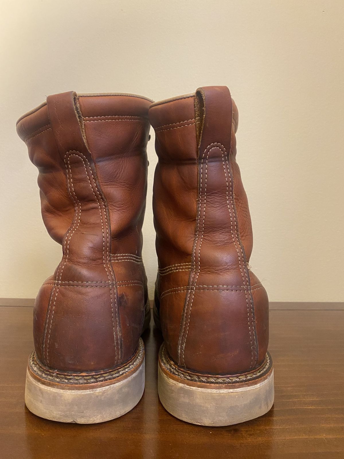 Photo by patinathunderdome on March 5, 2022 of the Thorogood 8" Plain Toe in Tobacco.