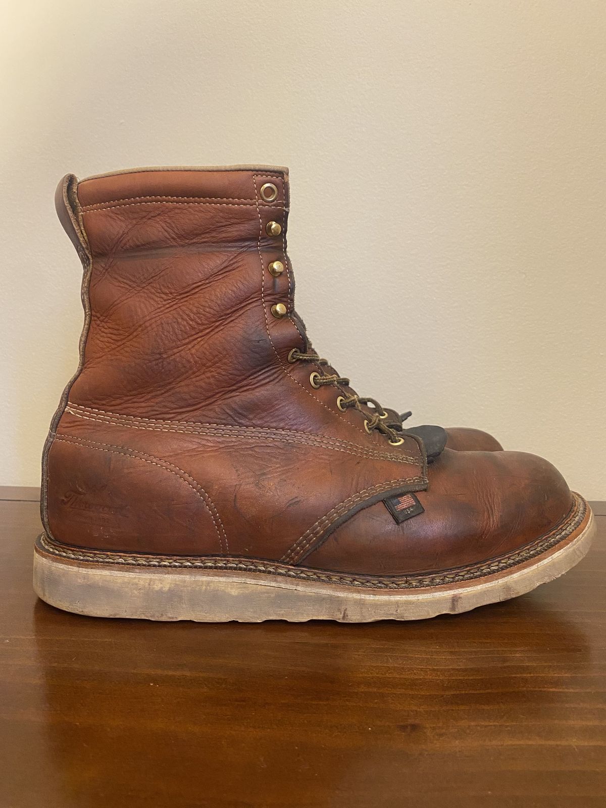 Photo by patinathunderdome on March 5, 2022 of the Thorogood 8" Plain Toe in Tobacco.