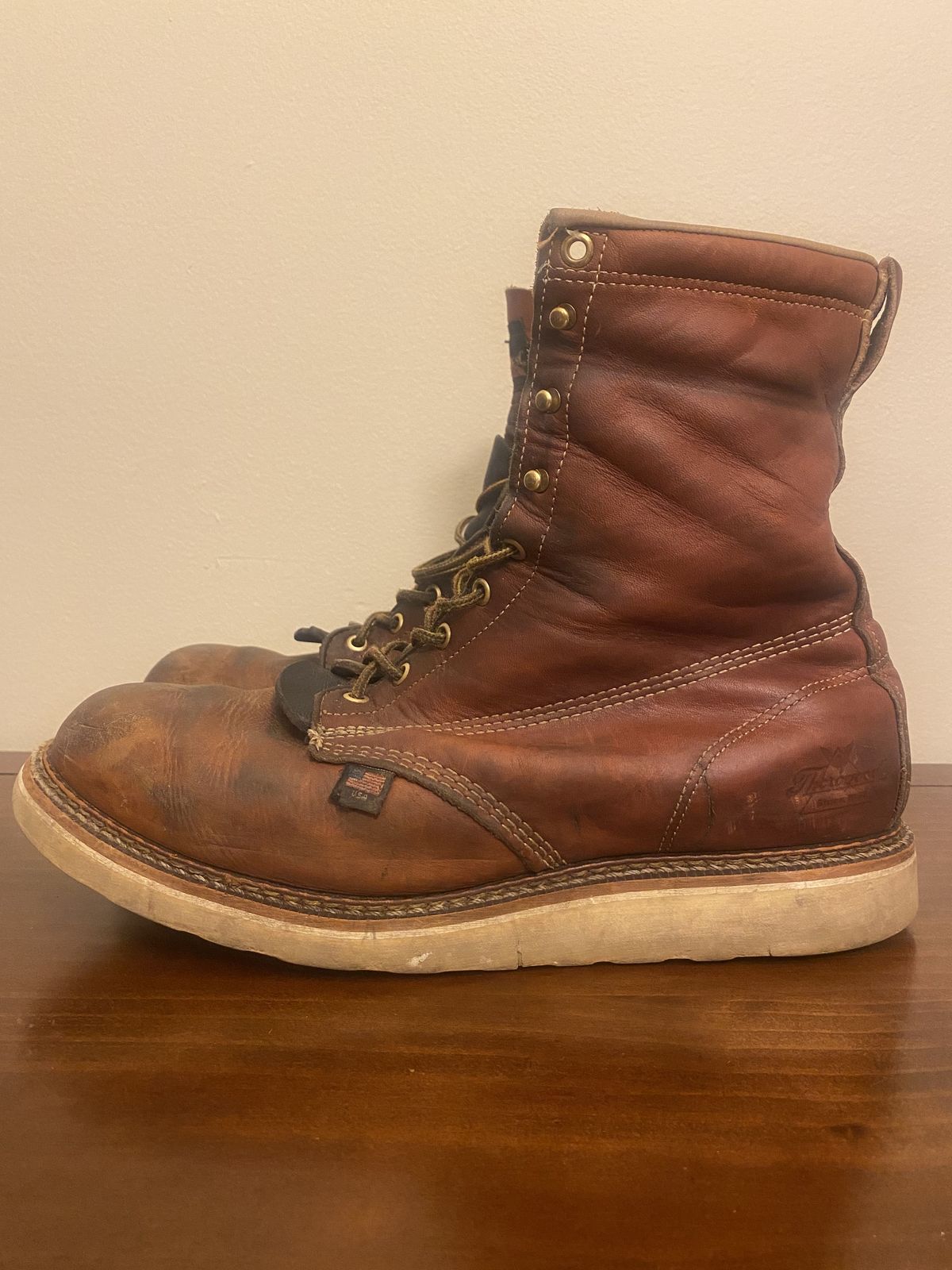 Photo by patinathunderdome on April 5, 2022 of the Thorogood 8" Plain Toe in Tobacco.