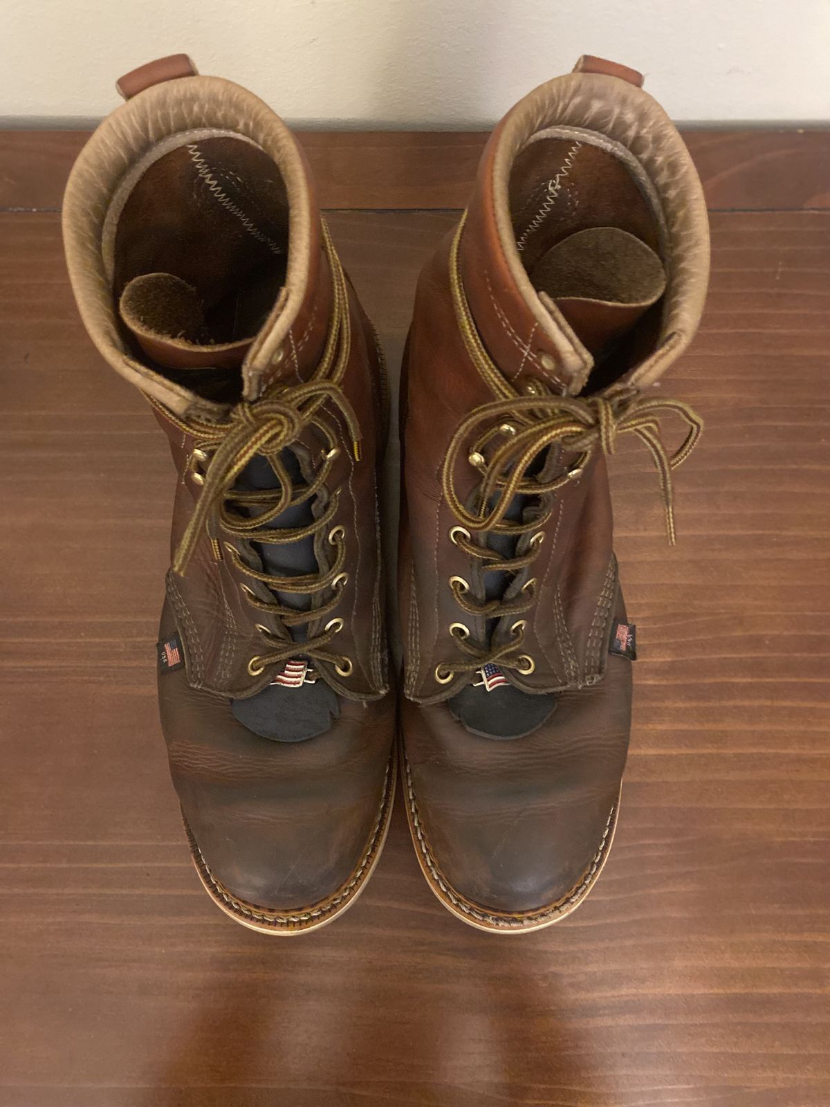 Photo by patinathunderdome on May 6, 2022 of the Thorogood 8" Plain Toe in Tobacco.