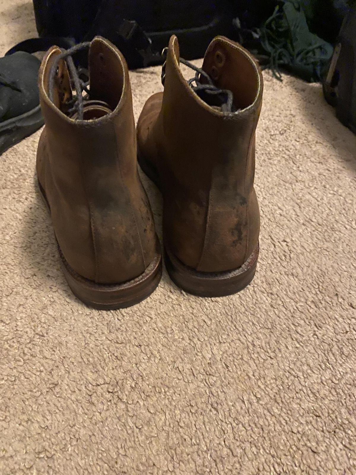 Photo by patinathunderdome on January 3, 2022 of the Grant Stone Edward Boot in C.F. Stead Tobacco Waxy Commander Suede.