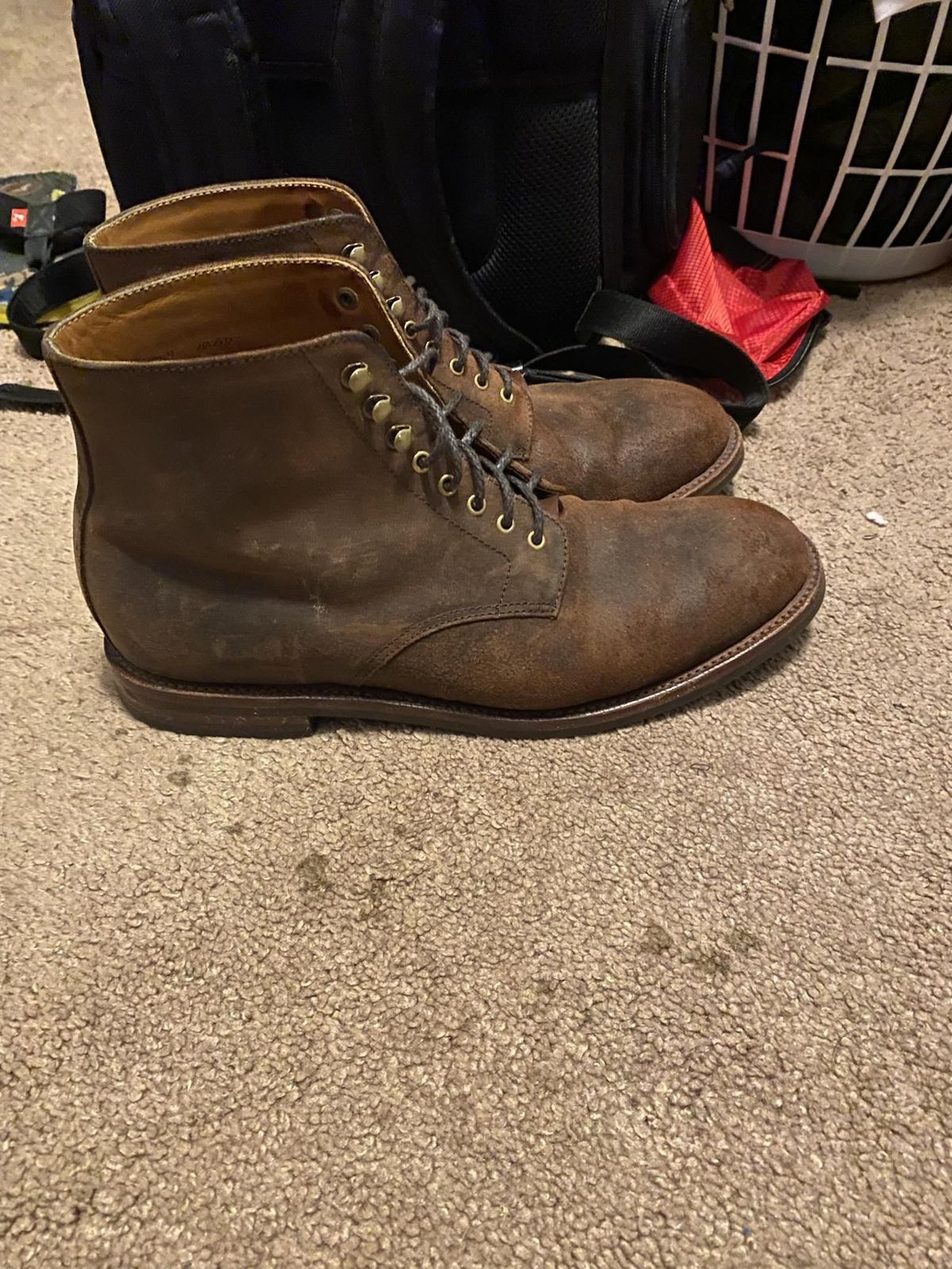 Photo by patinathunderdome on February 3, 2022 of the Grant Stone Edward Boot in C.F. Stead Tobacco Waxy Commander Suede.