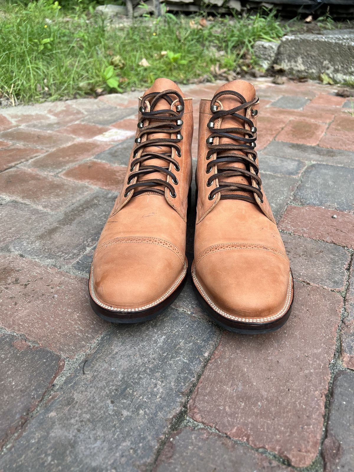 Photo by patinathunderdome on October 2, 2021 of the Viberg Service Boot in Maryam Used Cuoio Vitello Calf.