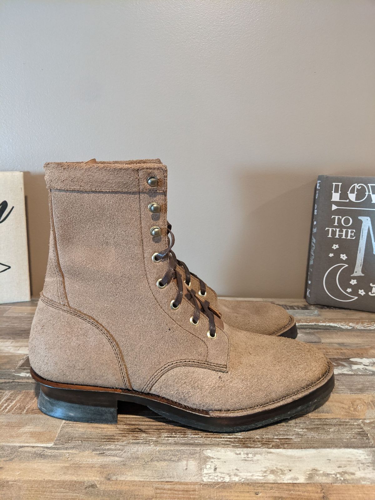 Photo by patinathunderdome on October 1, 2021 of the Imperium Mighty in Horween Natural Chromexcel Roughout.