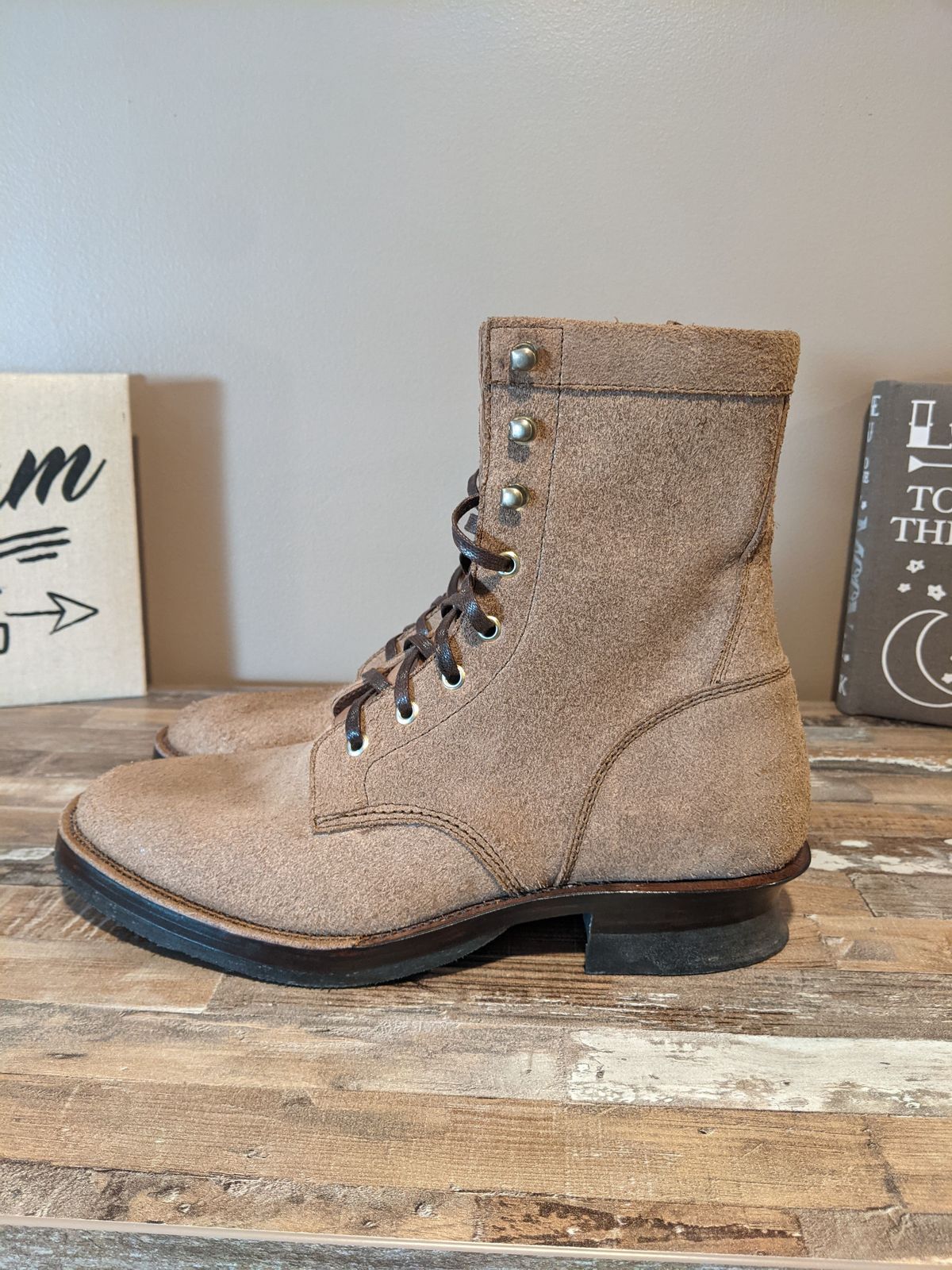 Photo by patinathunderdome on October 1, 2021 of the Imperium Mighty in Horween Natural Chromexcel Roughout.