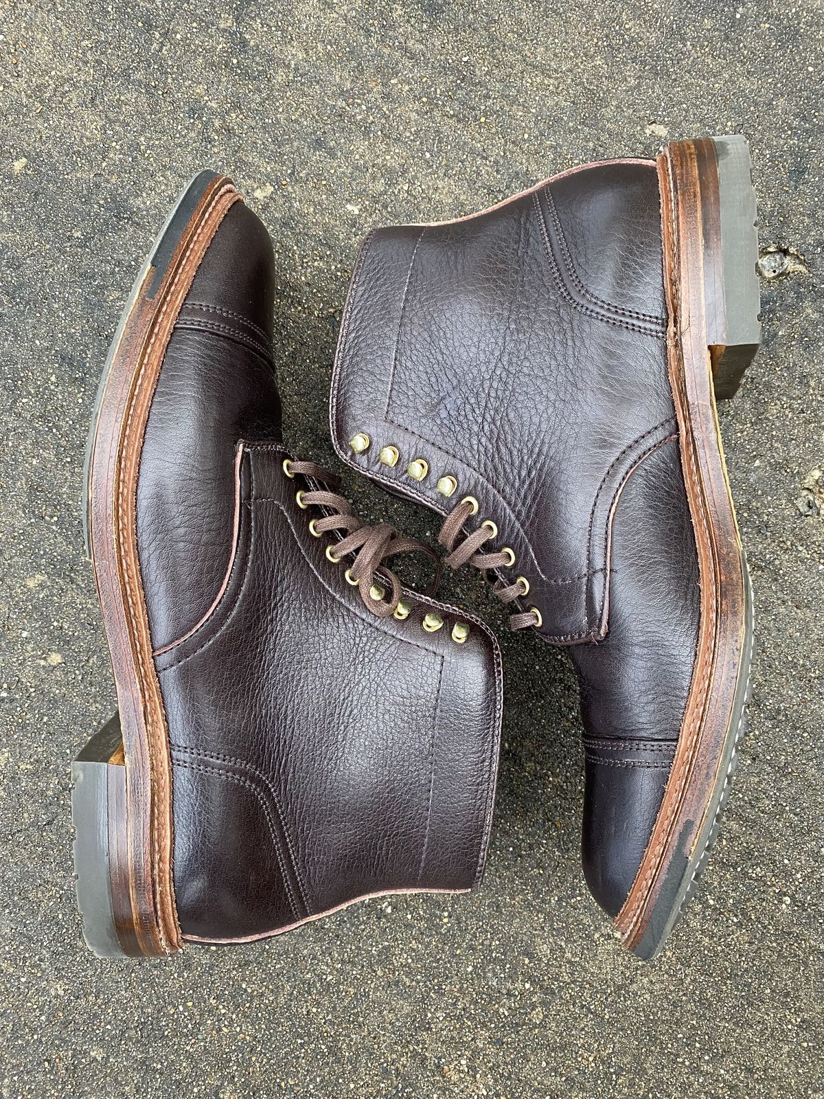 Photo by patinathunderdome on November 3, 2021 of the Alden x Stitchdown Stitchup 2.0 in Horween Arabica Lux Calfskin.