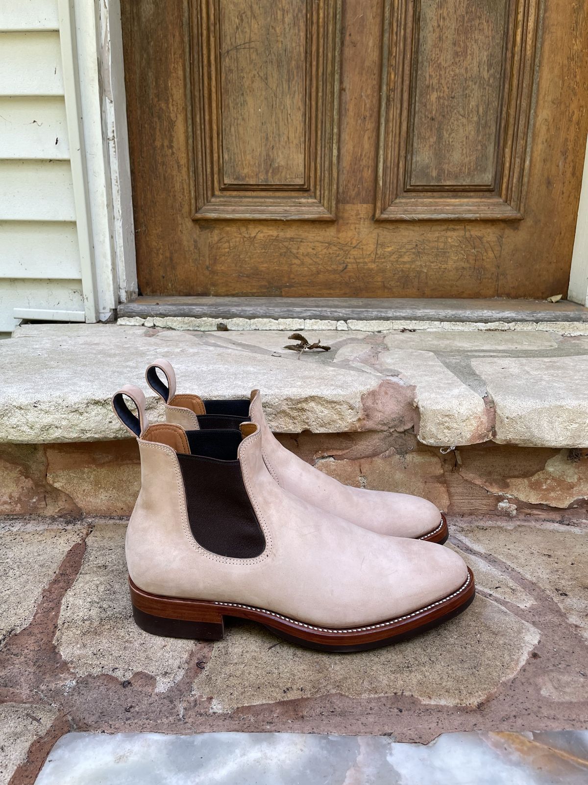 Photo by patinathunderdome on October 3, 2021 of the Benzein The Seventh Chelsea Boot in Conceria Cloe Crust Shell Cordovan.