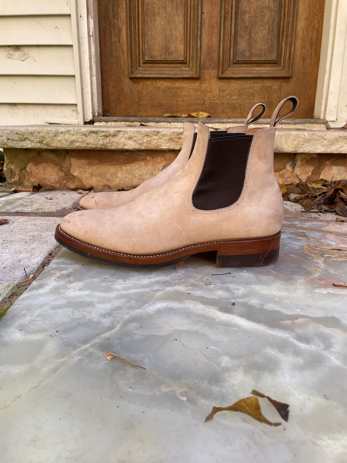 Photo by patinathunderdome on November 5, 2021 of the Benzein The Seventh Chelsea Boot in Conceria Cloe Crust Shell Cordovan.