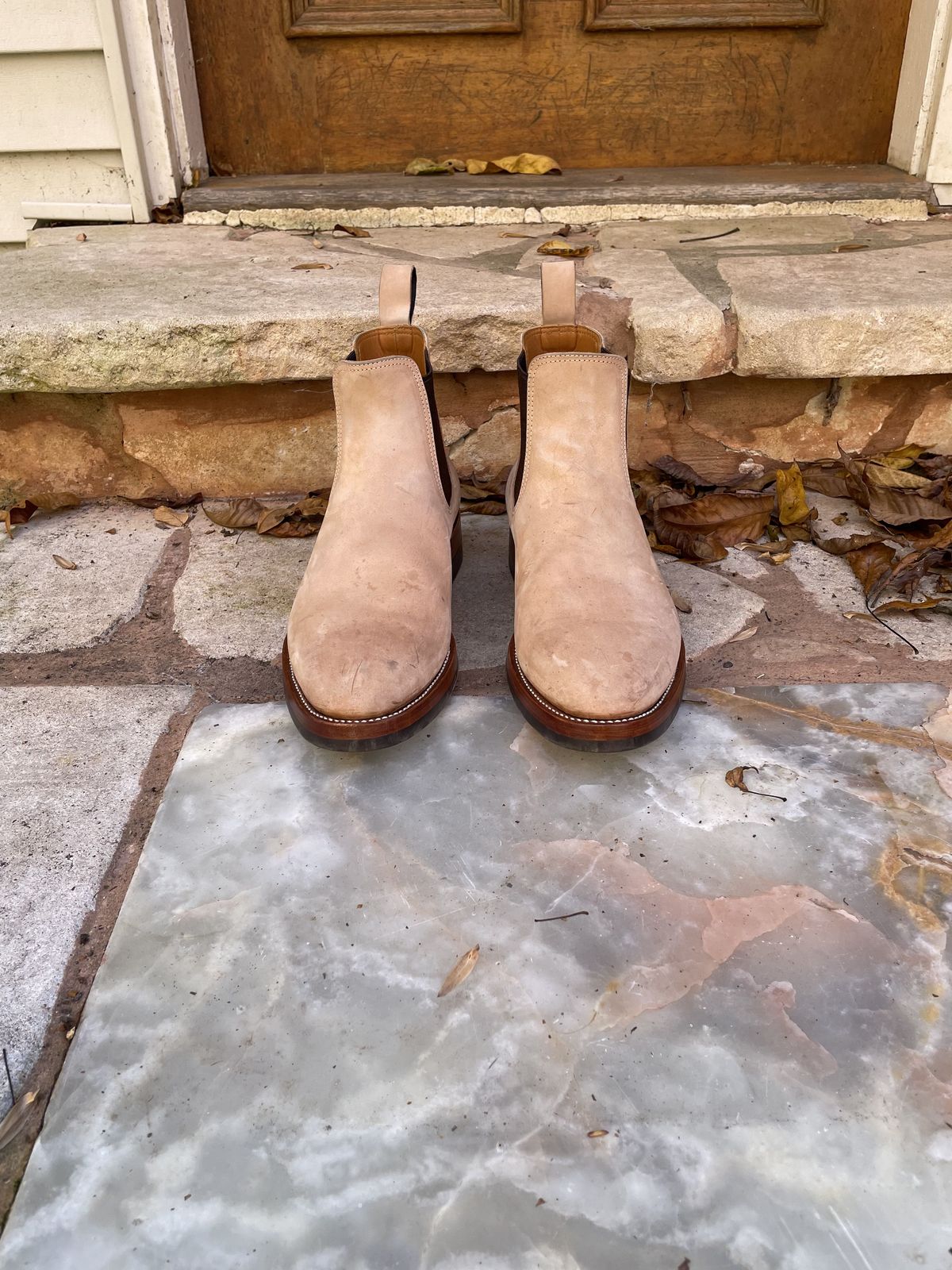 Photo by patinathunderdome on November 5, 2021 of the Benzein The Seventh Chelsea Boot in Conceria Cloe Crust Shell Cordovan.