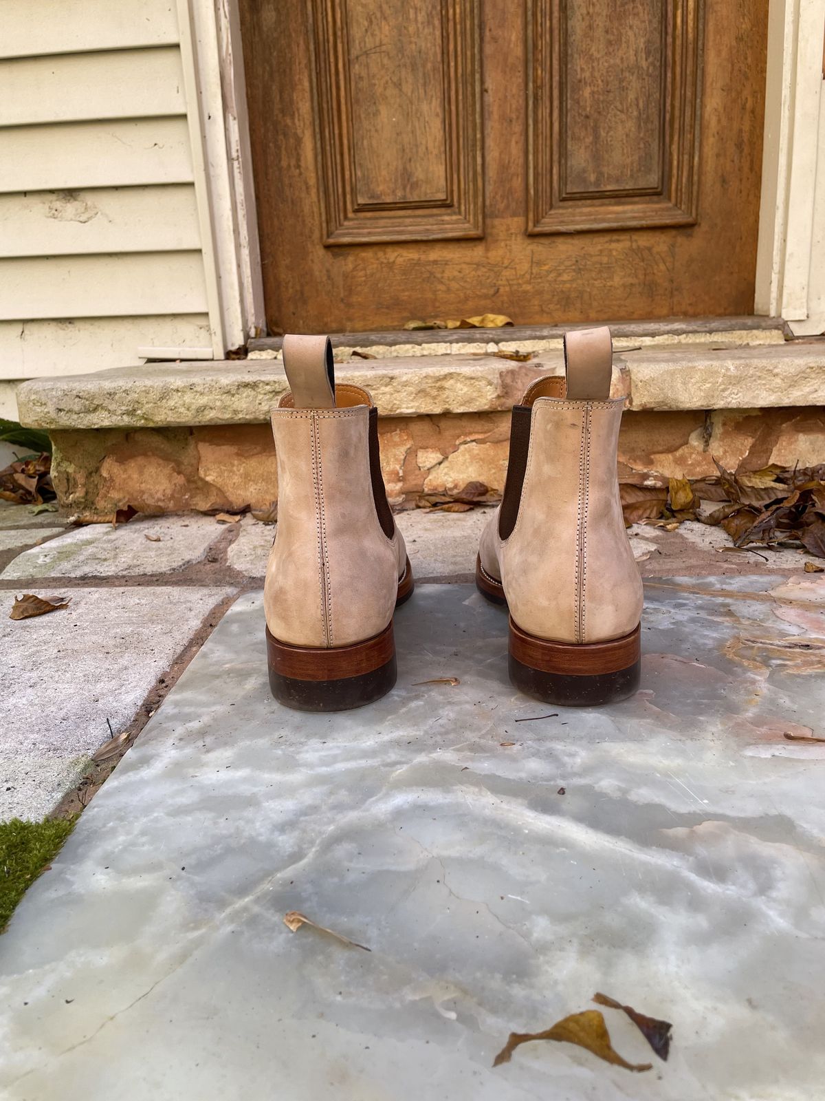 Photo by patinathunderdome on November 5, 2021 of the Benzein The Seventh Chelsea Boot in Conceria Cloe Crust Shell Cordovan.
