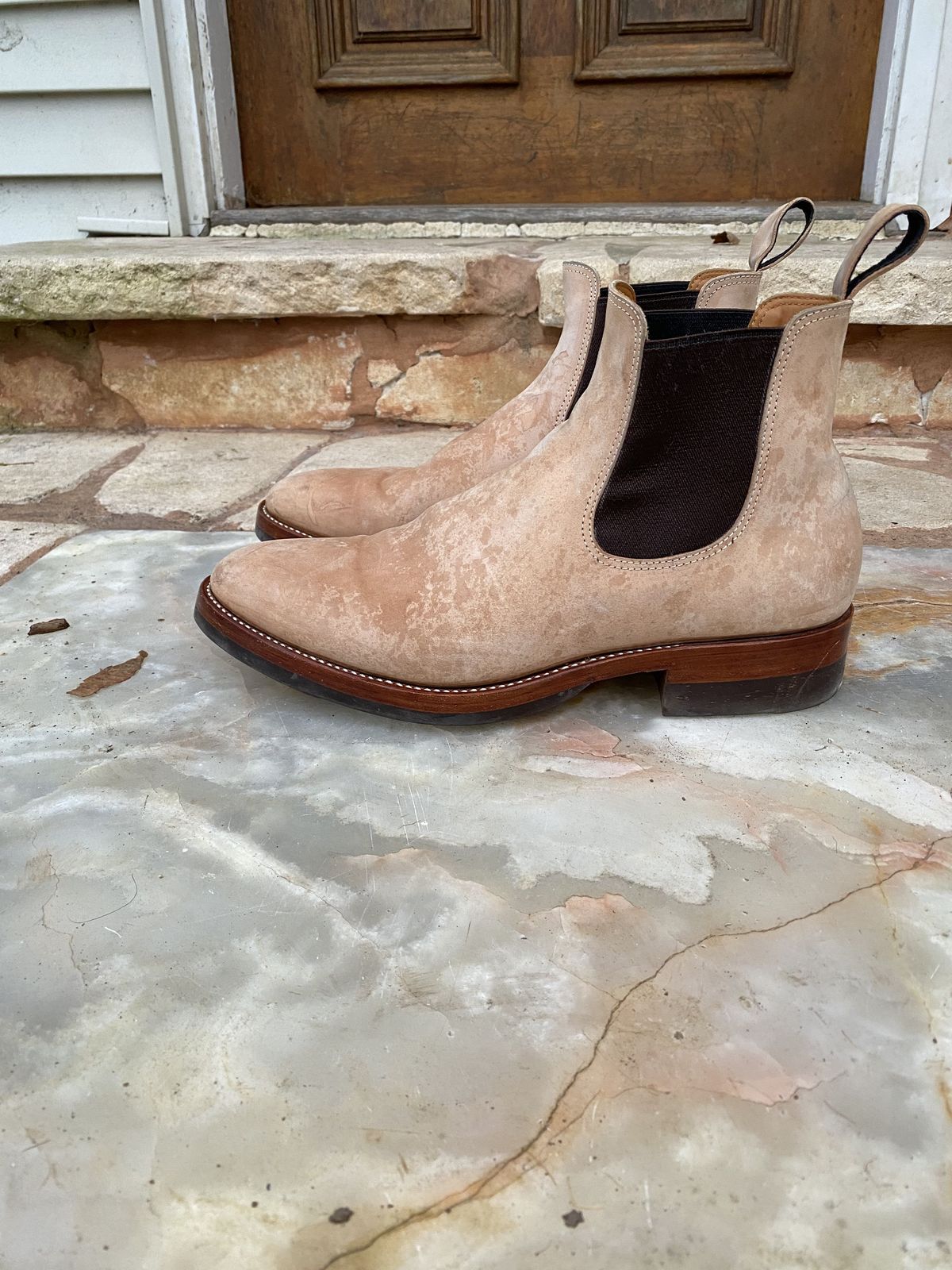 Photo by patinathunderdome on December 6, 2021 of the Benzein The Seventh Chelsea Boot in Conceria Cloe Crust Shell Cordovan.