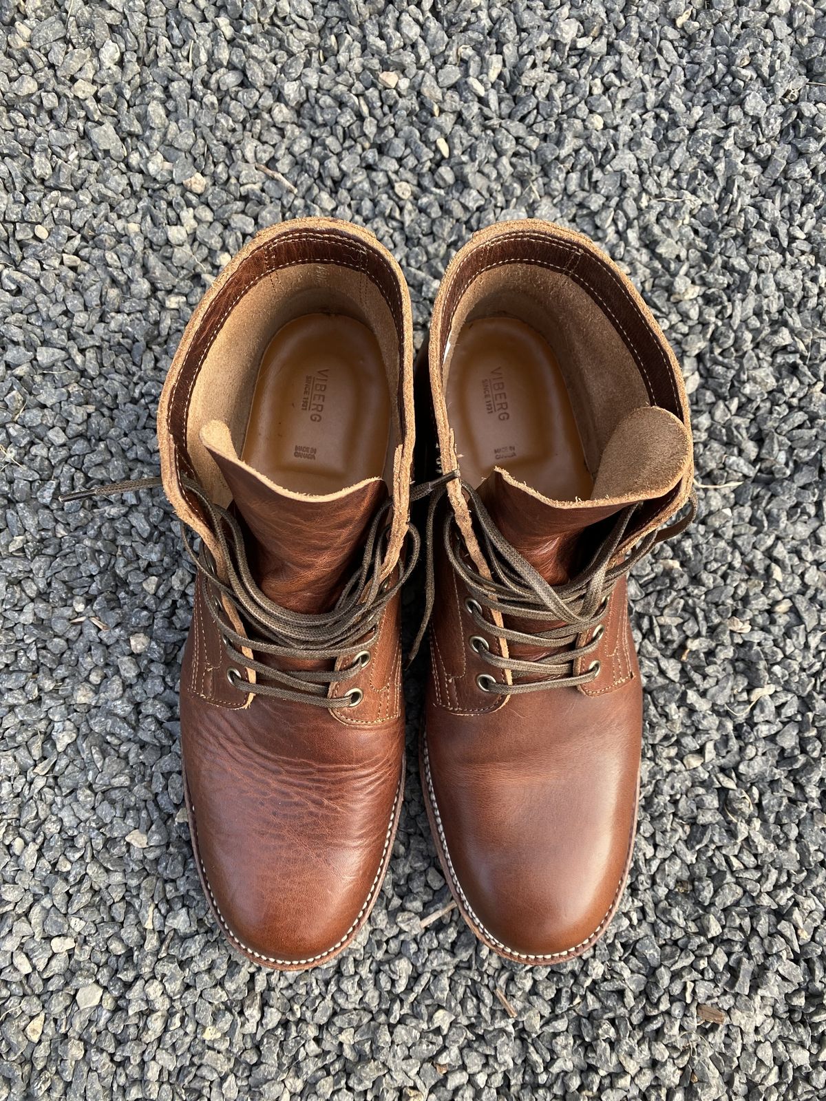 Photo by patinathunderdome on October 5, 2021 of the Viberg Service Boot in Horween Dark Rubber Dublin.