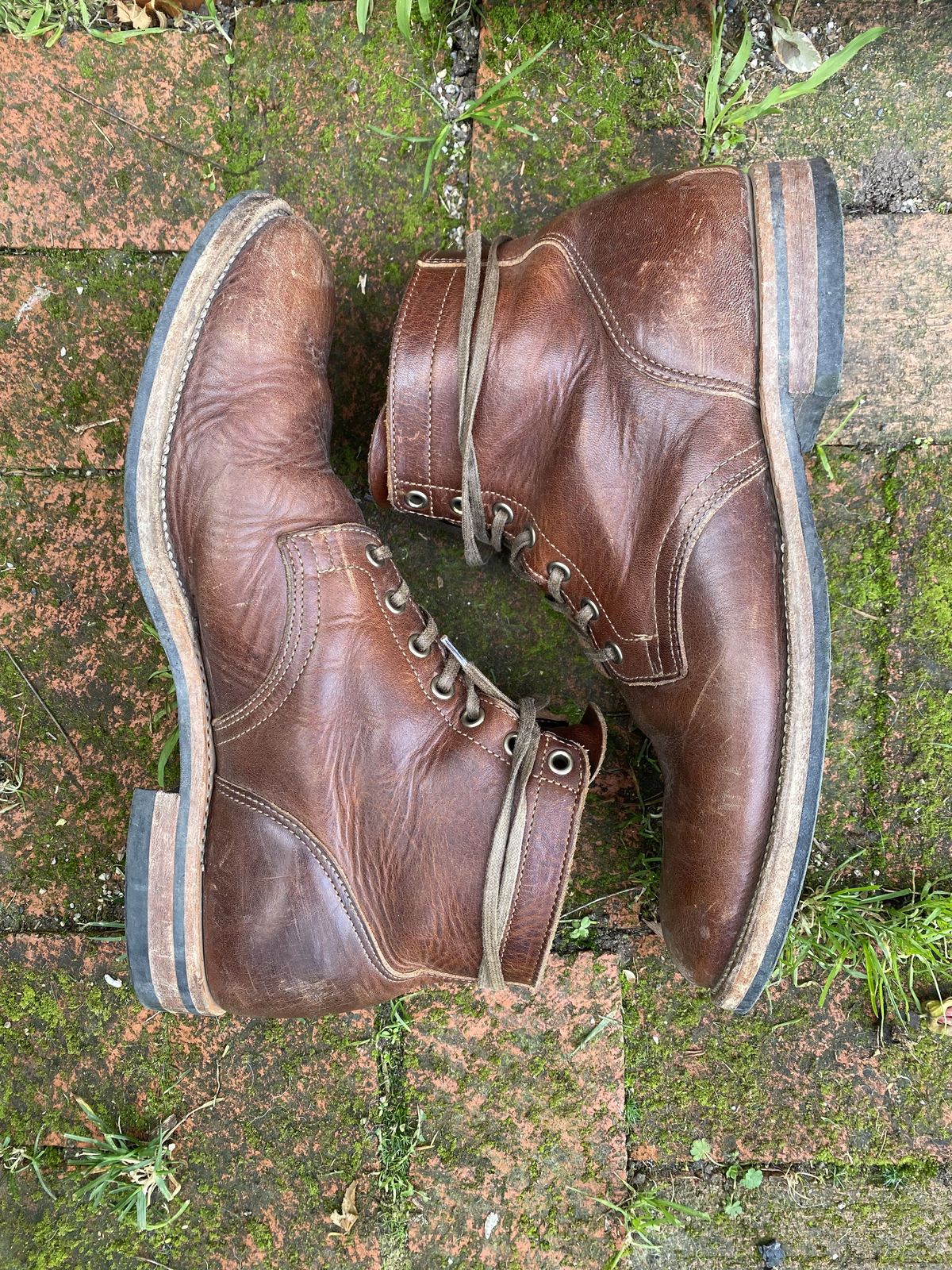 Photo by patinathunderdome on February 6, 2022 of the Viberg Service Boot in Horween Dark Rubber Dublin.
