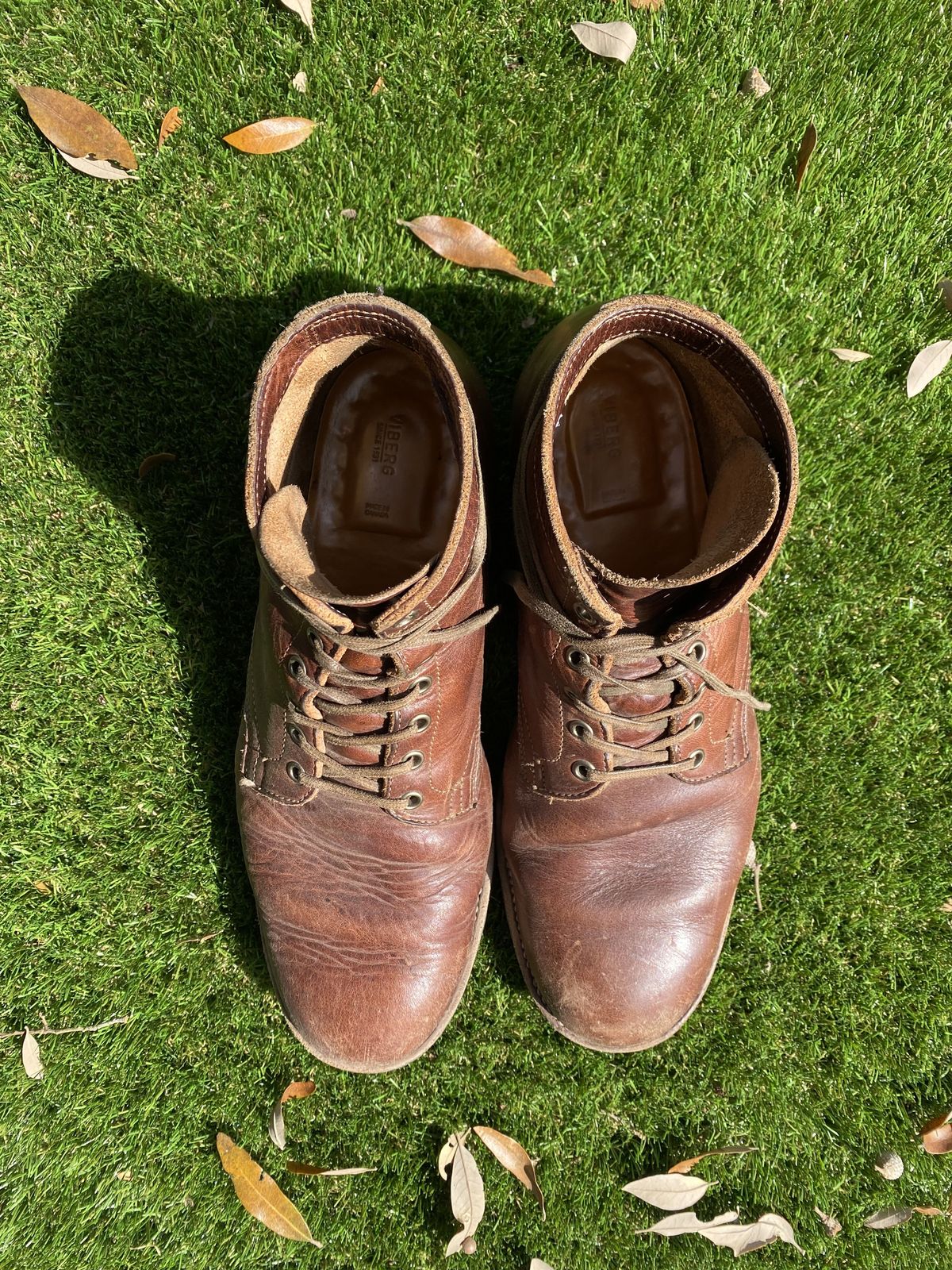 Photo by patinathunderdome on March 5, 2022 of the Viberg Service Boot in Horween Dark Rubber Dublin.