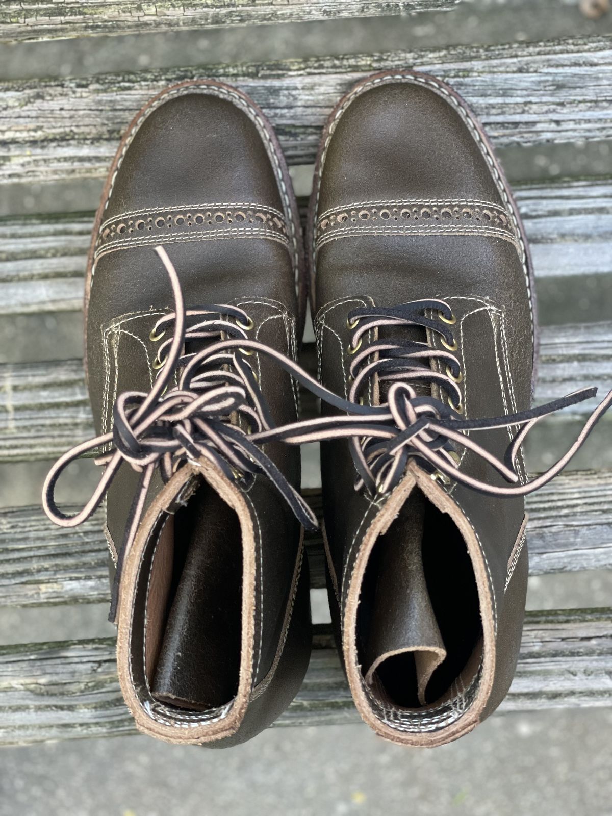 Photo by patinathunderdome on October 4, 2021 of the White's MP-M1TC in Horween Olive Waxed Flesh.