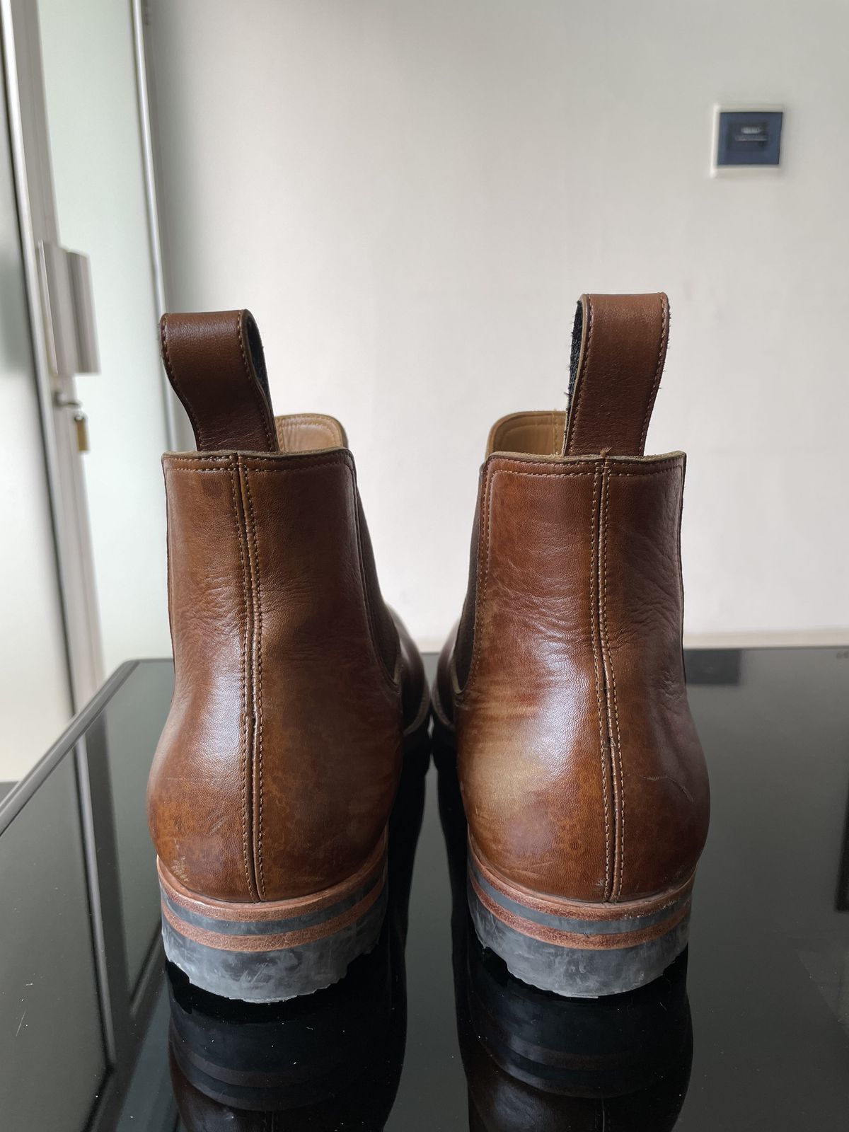 Photo by patinathunderdome on November 4, 2021 of the Benzein The Seventh Chelsea Boot in Shinki Brown Oiled Horsebutt.
