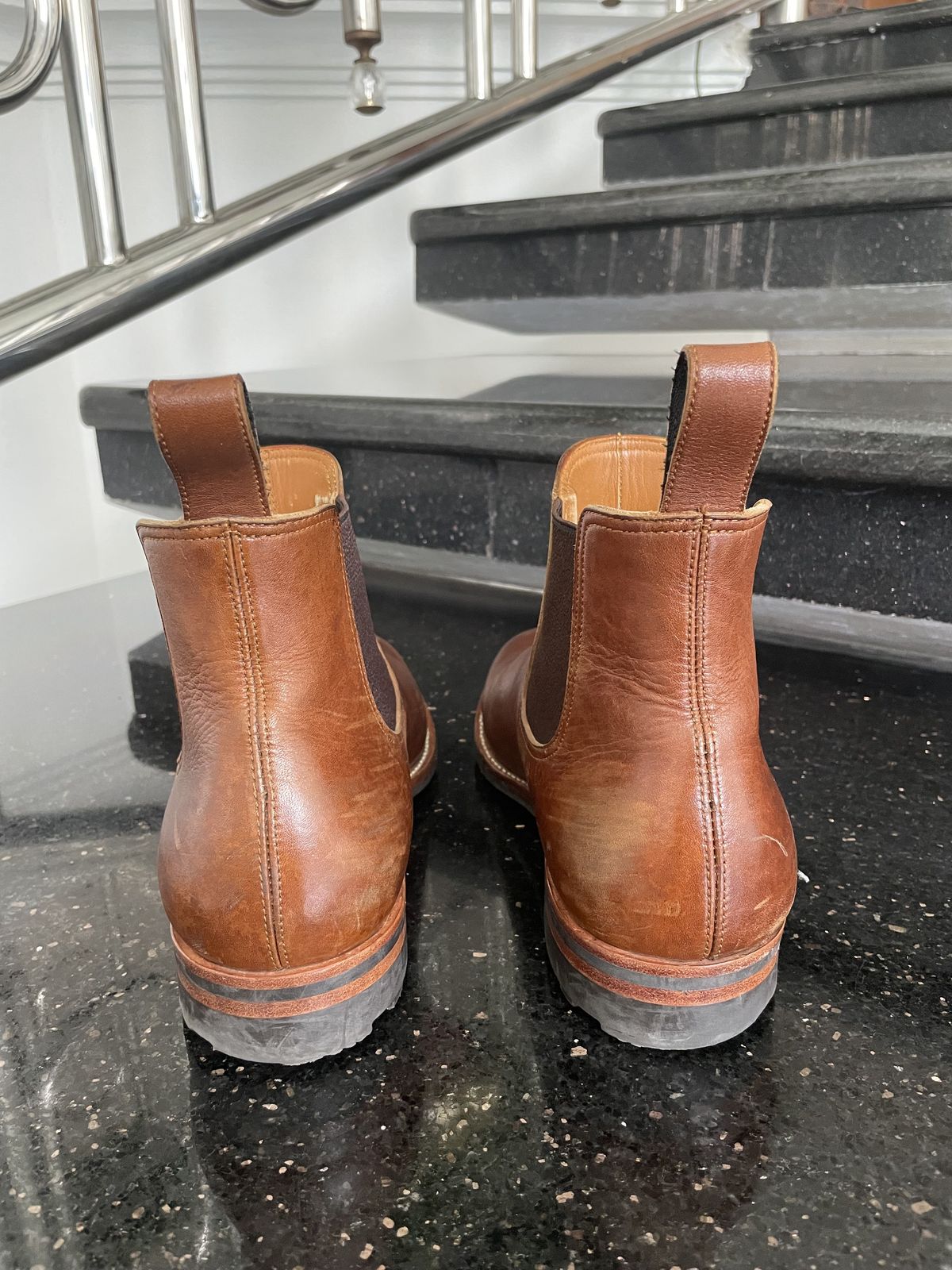 Photo by patinathunderdome on January 6, 2022 of the Benzein The Seventh Chelsea Boot in Shinki Brown Oiled Horsebutt.
