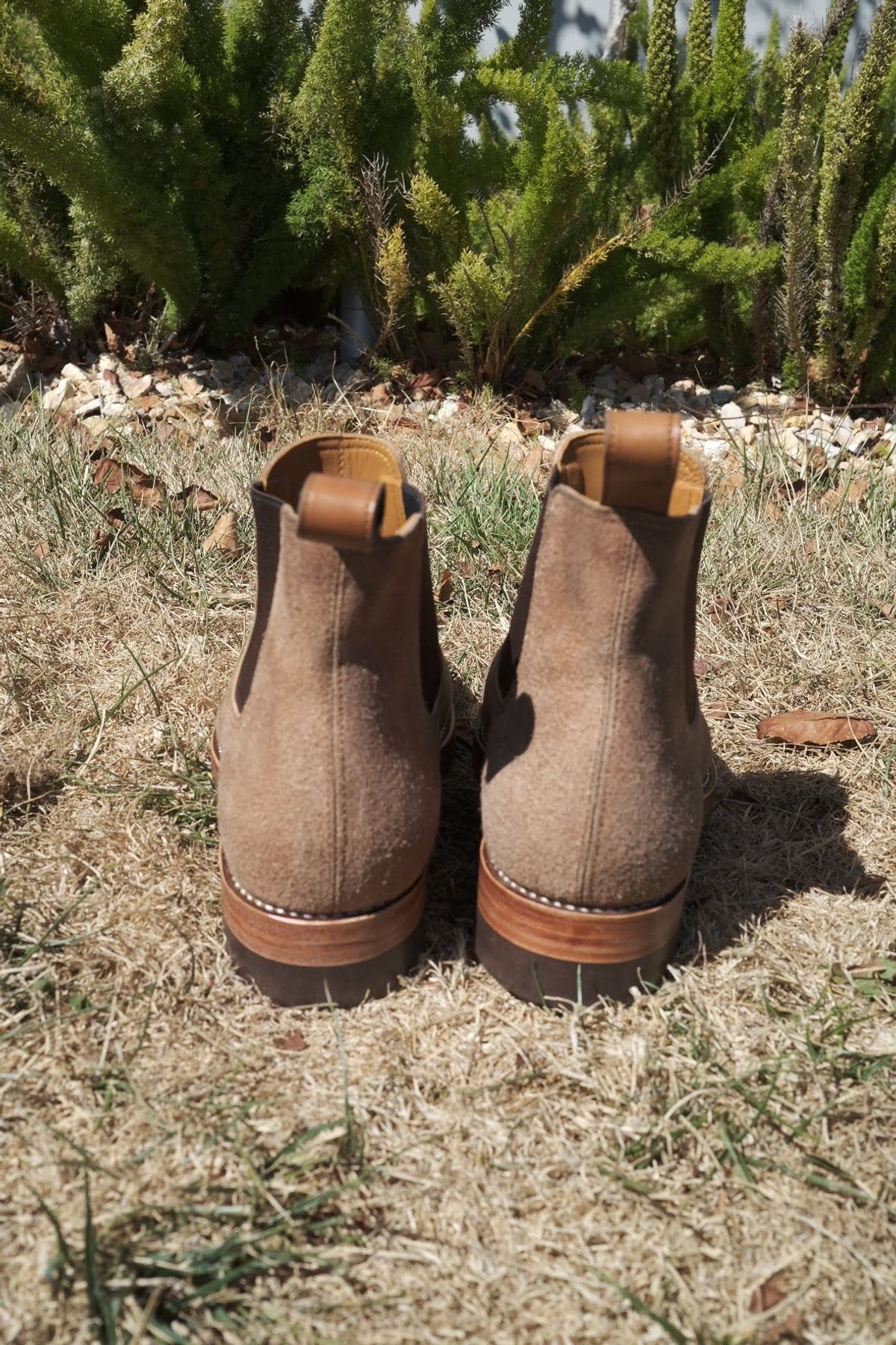 Photo by patinathunderdome on September 30, 2021 of the Benzein The Seventh Chelsea Boot in Maryam Toscanello Waxed Reverse Horsebutt.