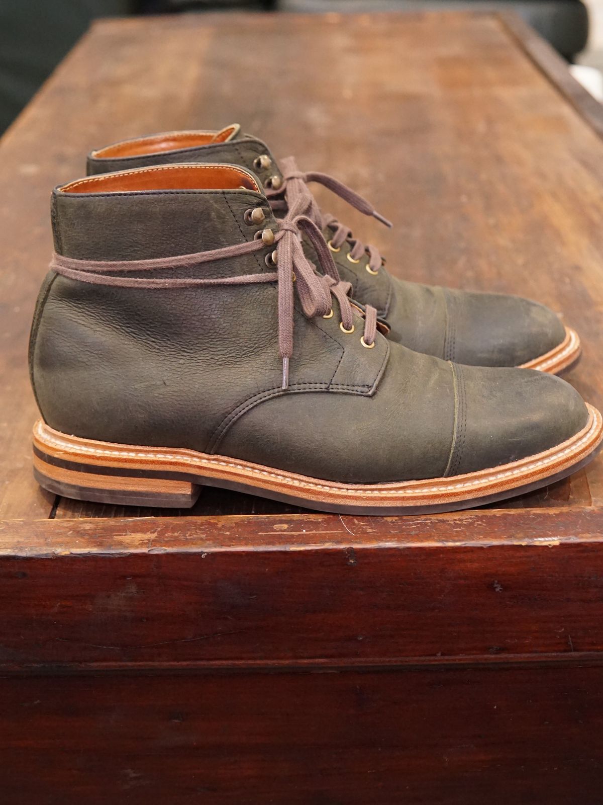 Photo by patinathunderdome on November 6, 2021 of the Grant Stone Cap Toe Boot in C.F. Stead Forest Kudu.