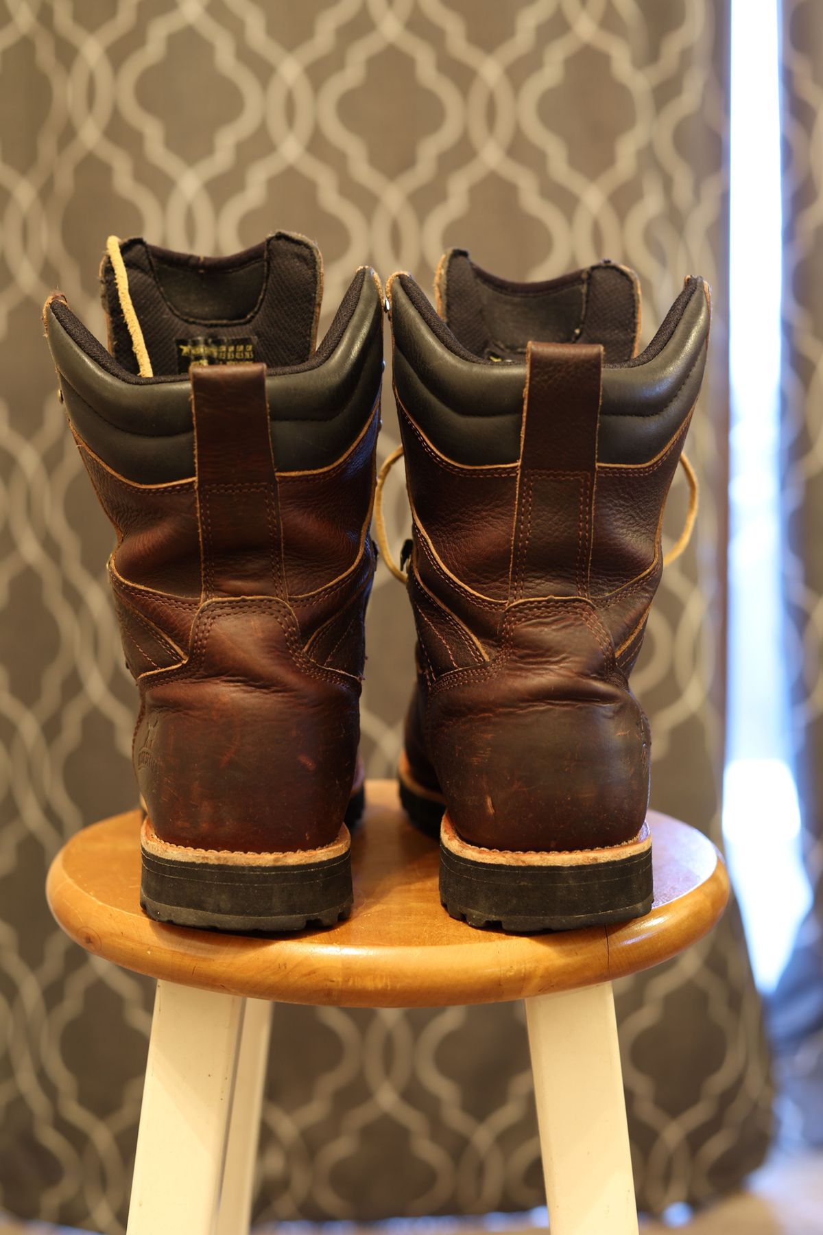 Photo by patinathunderdome on December 1, 2021 of the Irish Setter Mesabi in Brown Full Grain Waterproof.