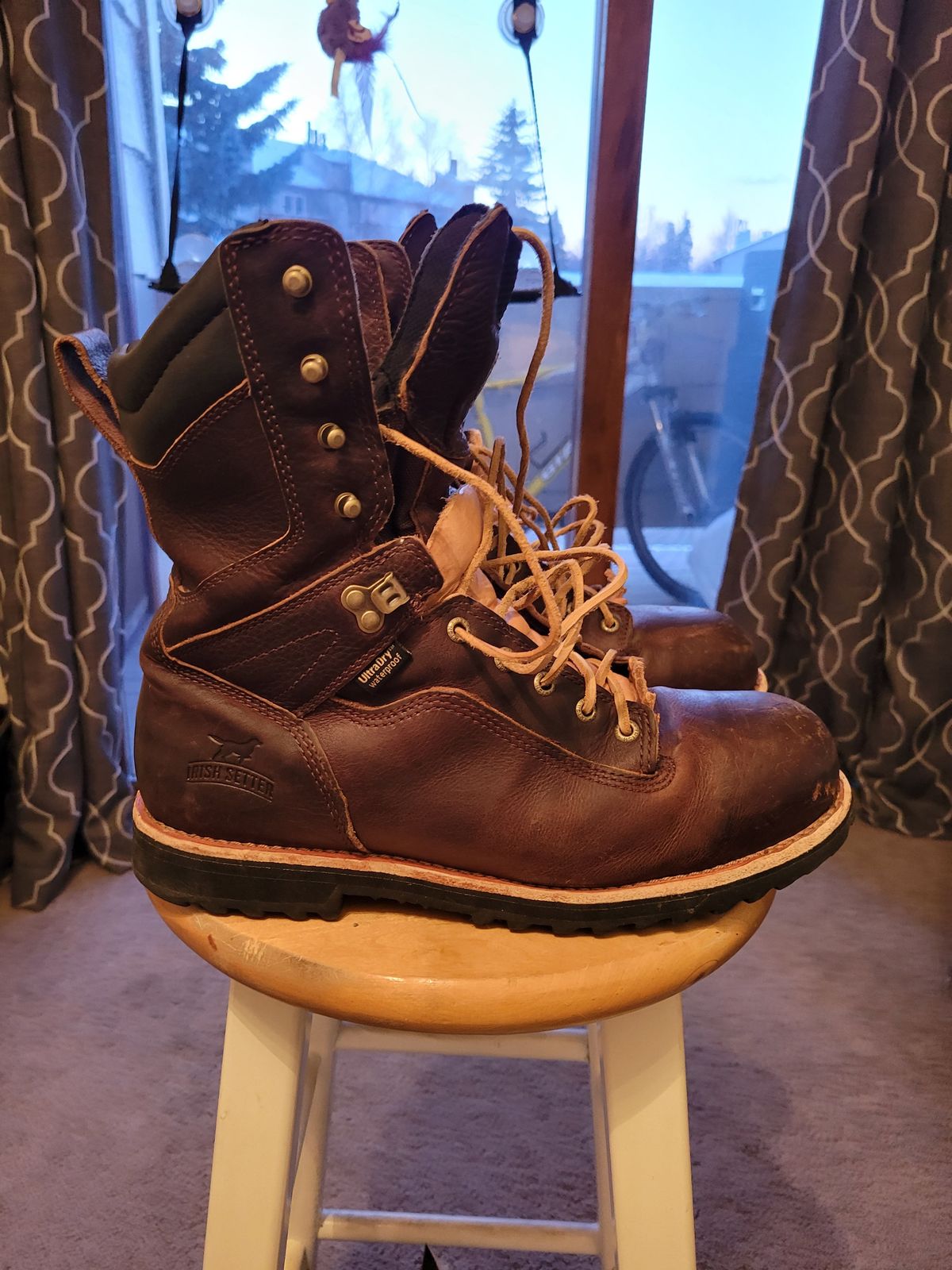 Photo by patinathunderdome on January 3, 2022 of the Irish Setter Mesabi in Brown Full Grain Waterproof.
