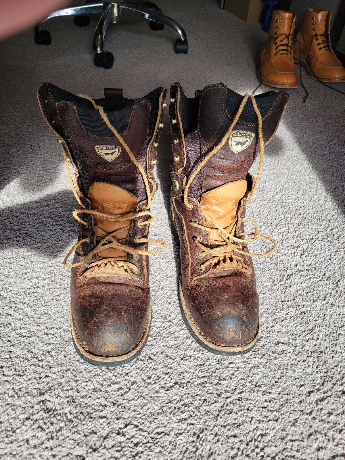 Photo by patinathunderdome on April 1, 2022 of the Irish Setter Mesabi in Brown Full Grain Waterproof.