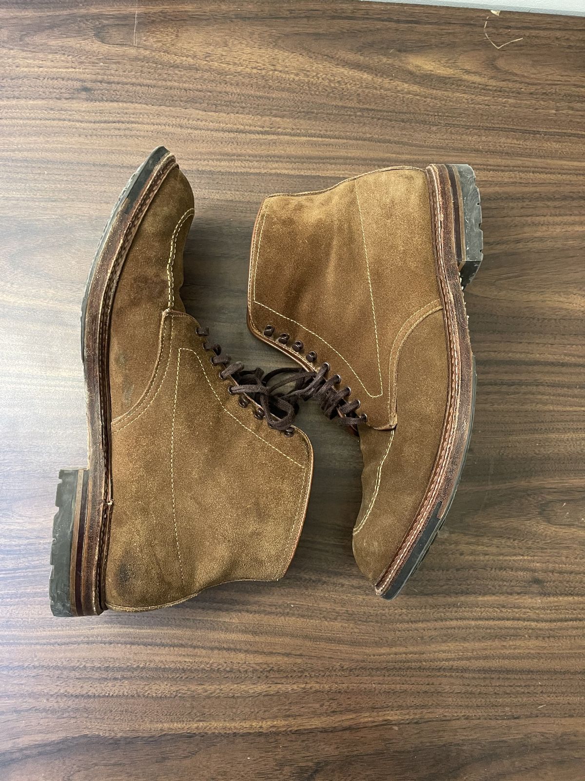 Photo by patinathunderdome on December 5, 2021 of the Alden Indy Boot in C.F. Stead Snuff Repello Calf Suede.