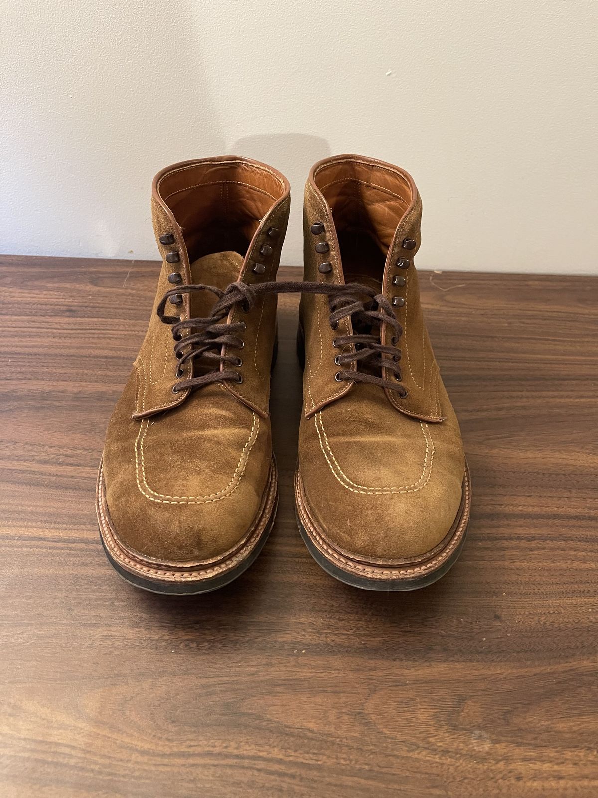 Photo by patinathunderdome on December 5, 2021 of the Alden Indy Boot in C.F. Stead Snuff Repello Calf Suede.
