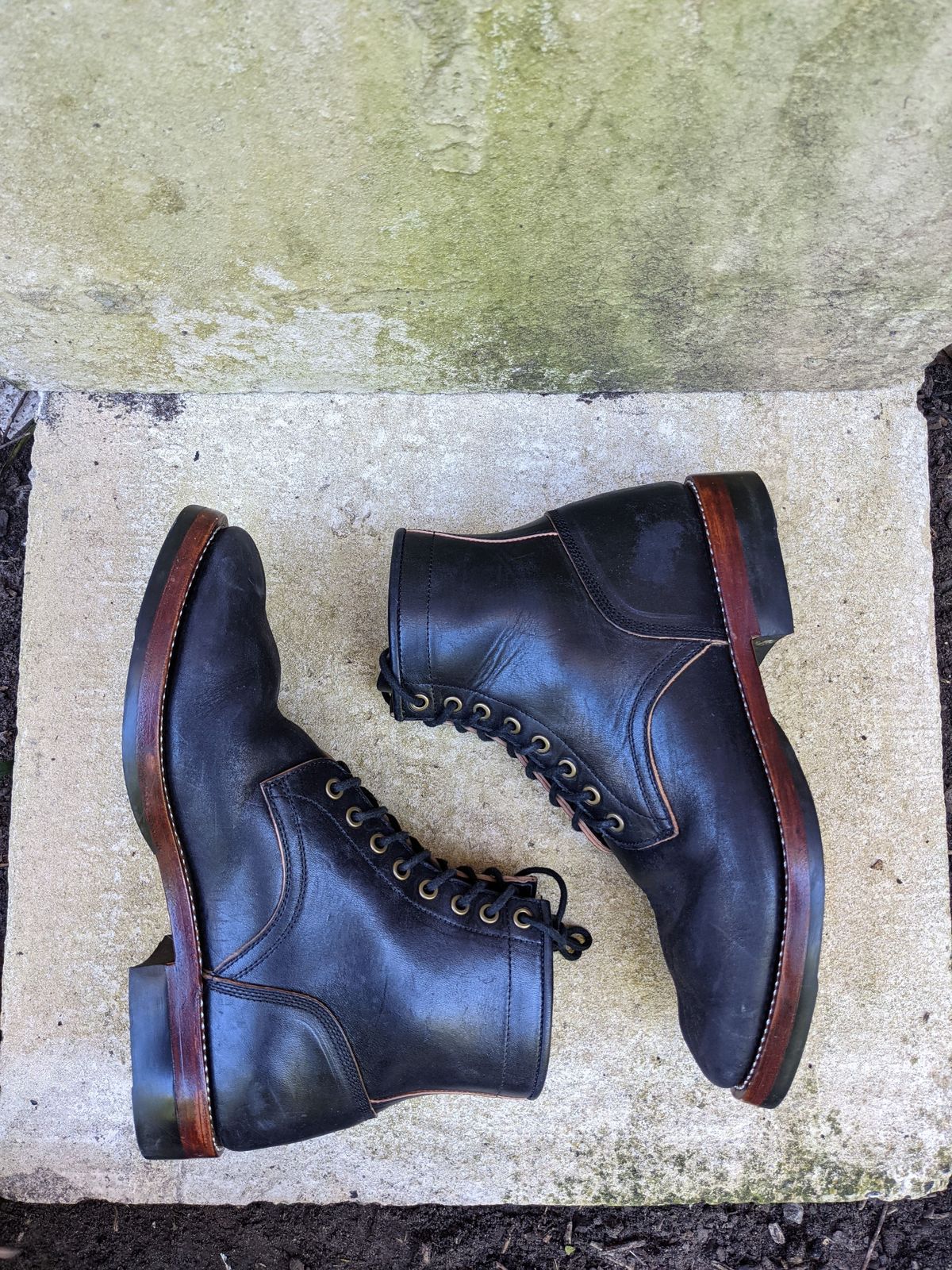 Photo by patinathunderdome on November 1, 2021 of the Benzein Kanon Boot in Maryam Black Horsehide.
