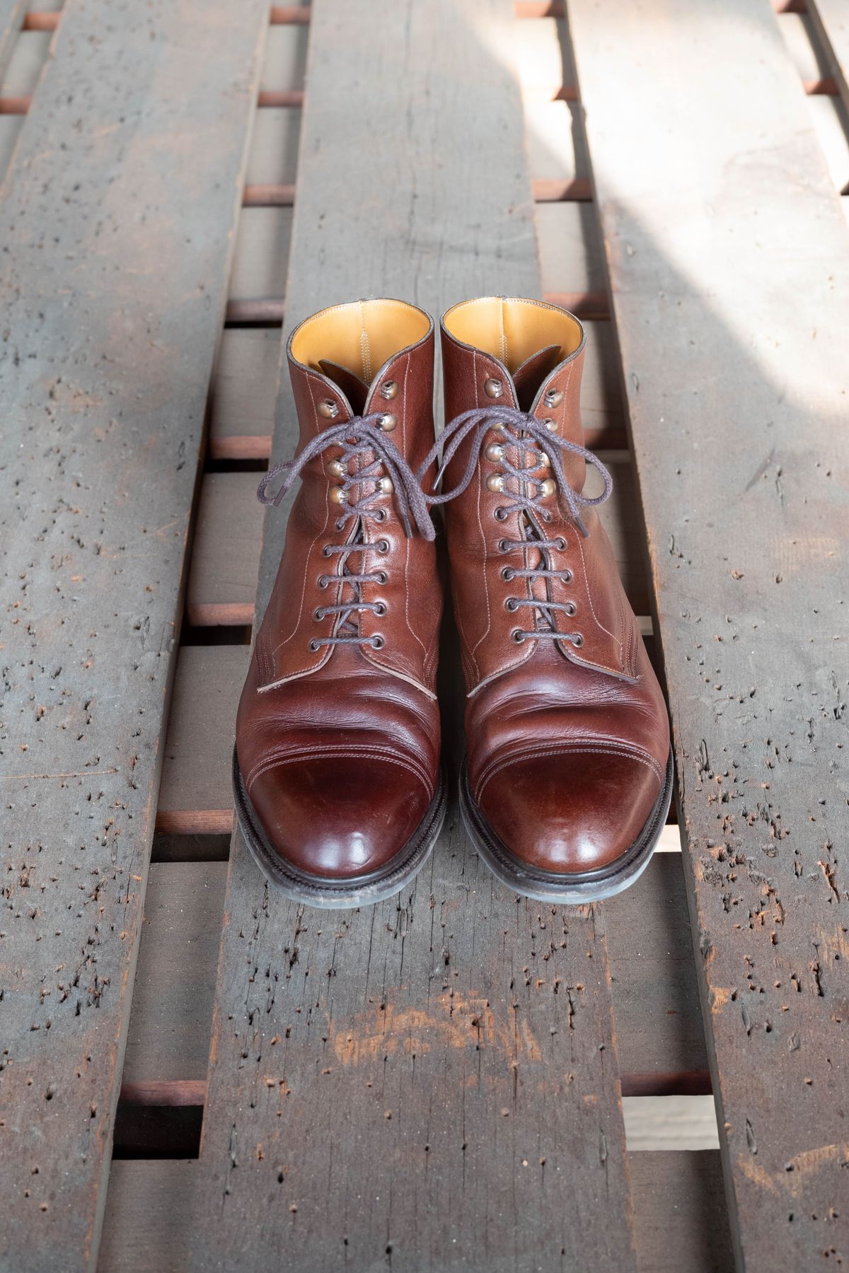 Photo by patinathunderdome on November 5, 2021 of the Edward Green Ambleside in Horween Bracken Lux Calfskin.
