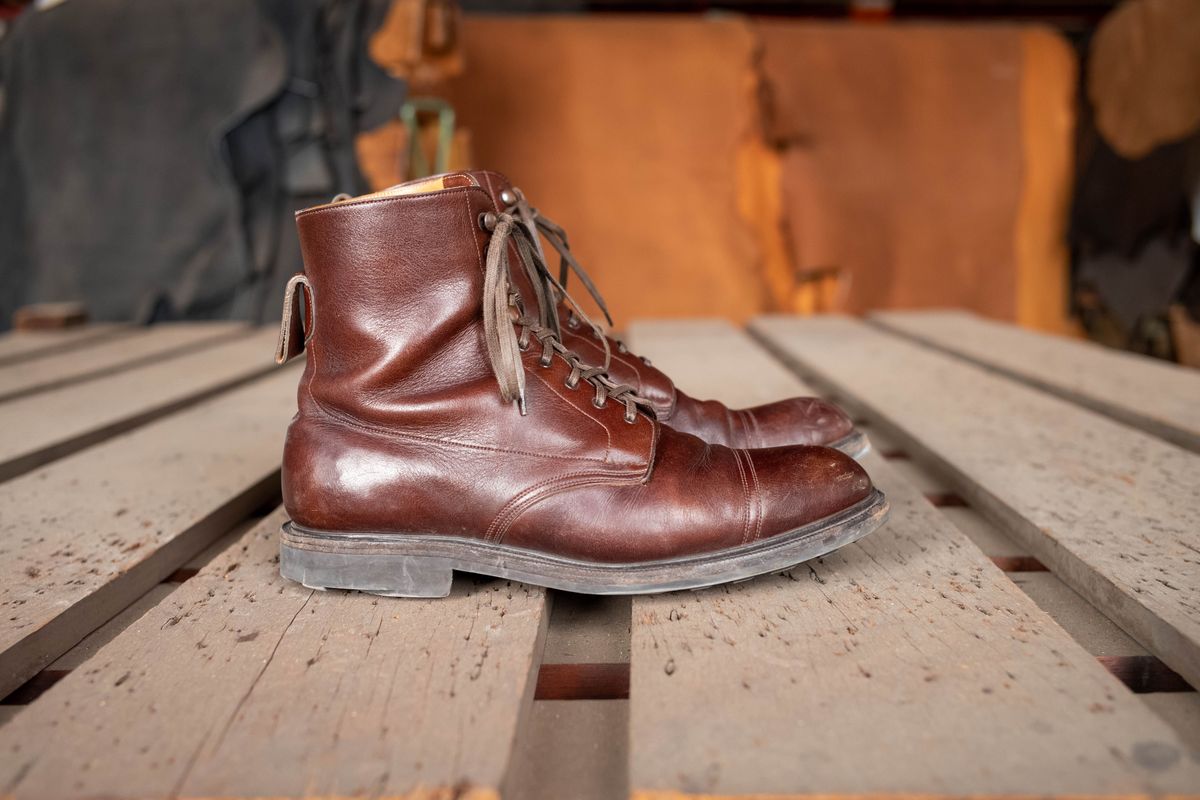 Photo by patinathunderdome on April 7, 2022 of the Edward Green Ambleside in Horween Bracken Lux Calfskin.