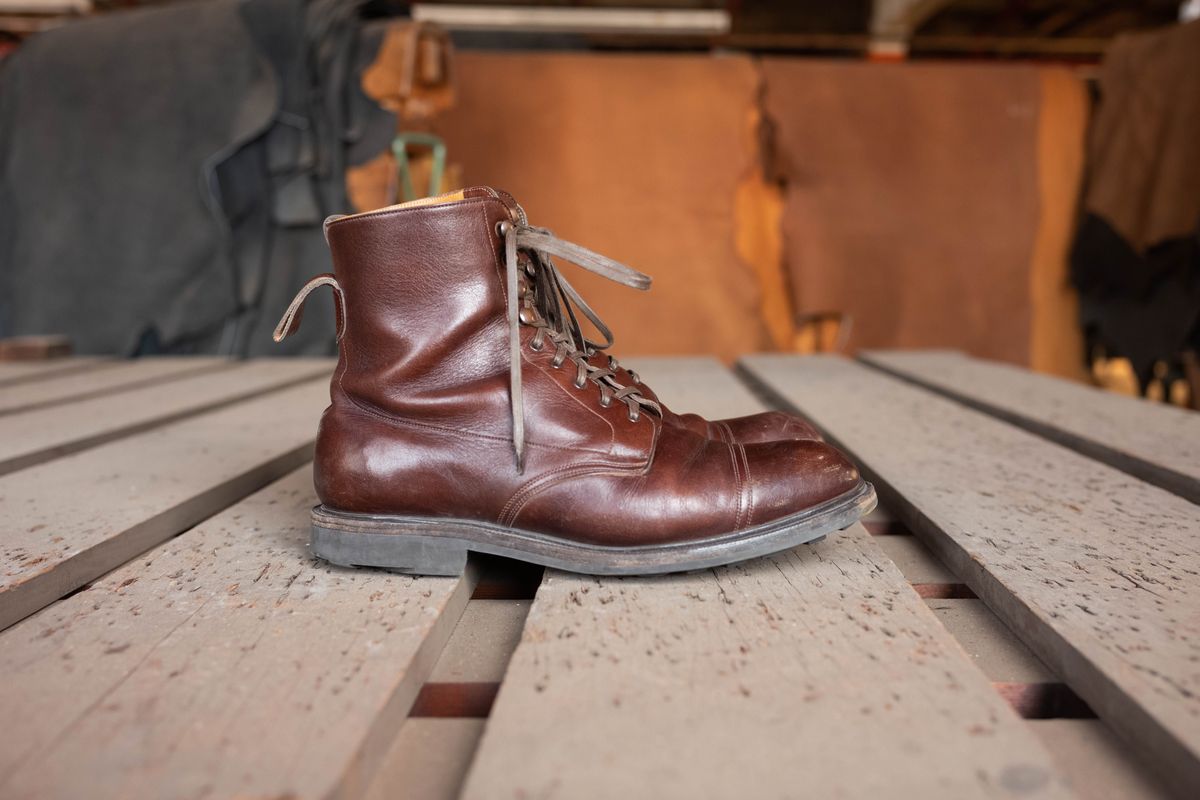 Photo by patinathunderdome on May 4, 2022 of the Edward Green Ambleside in Horween Bracken Lux Calfskin.