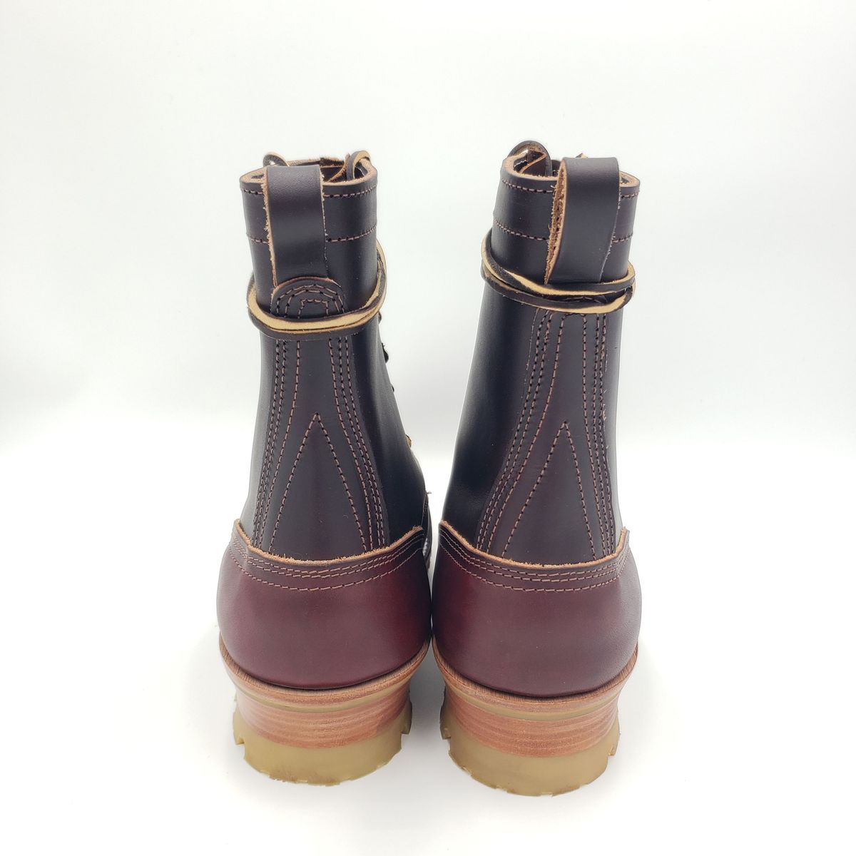 Photo by patinathunderdome on October 1, 2021 of the Nicks Urban Logger in Wickett & Craig Burgundy Oiled Latigo.