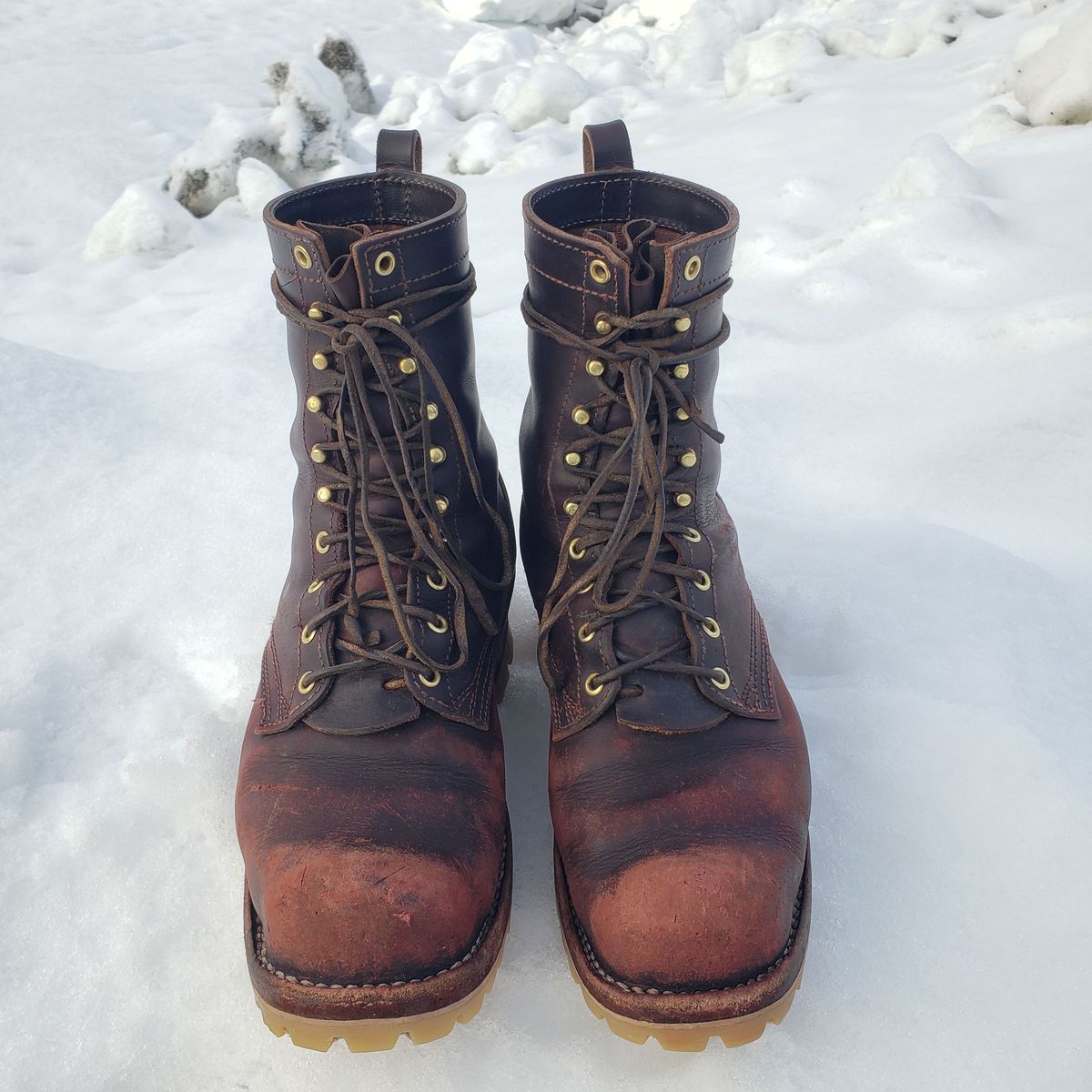 Photo by patinathunderdome on February 5, 2022 of the Nicks Urban Logger in Wickett & Craig Burgundy Oiled Latigo.