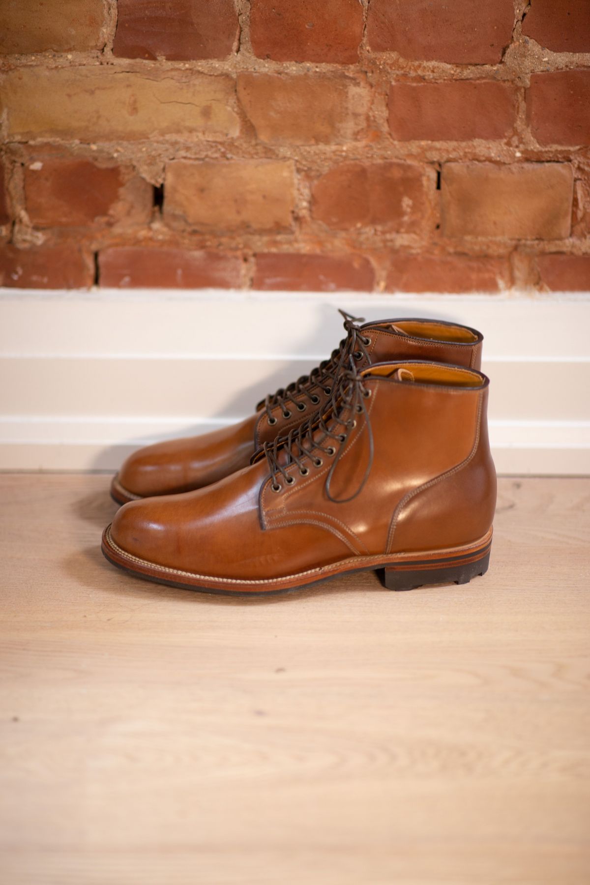 Photo by patinathunderdome on October 1, 2021 of the Viberg Service Boot in Horween Bourbon Shell Cordovan.