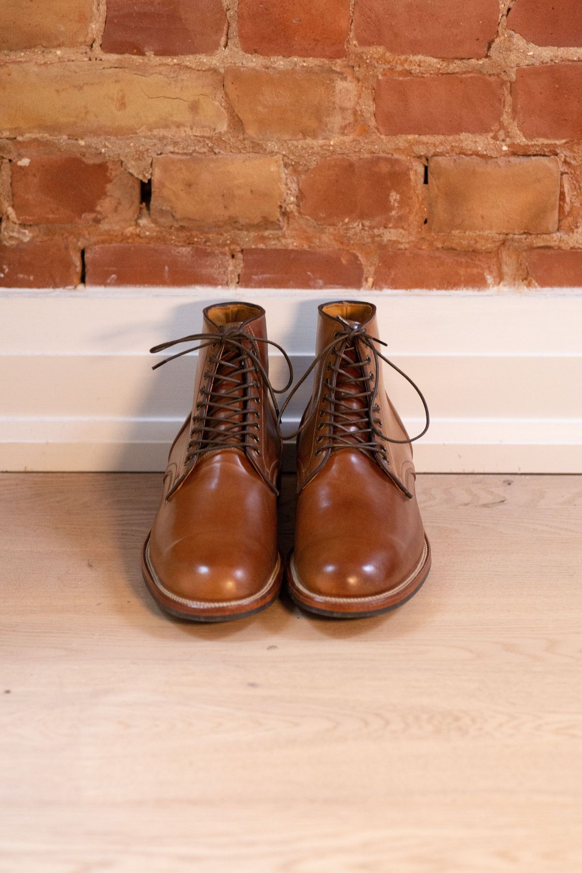 Photo by patinathunderdome on October 1, 2021 of the Viberg Service Boot in Horween Bourbon Shell Cordovan.