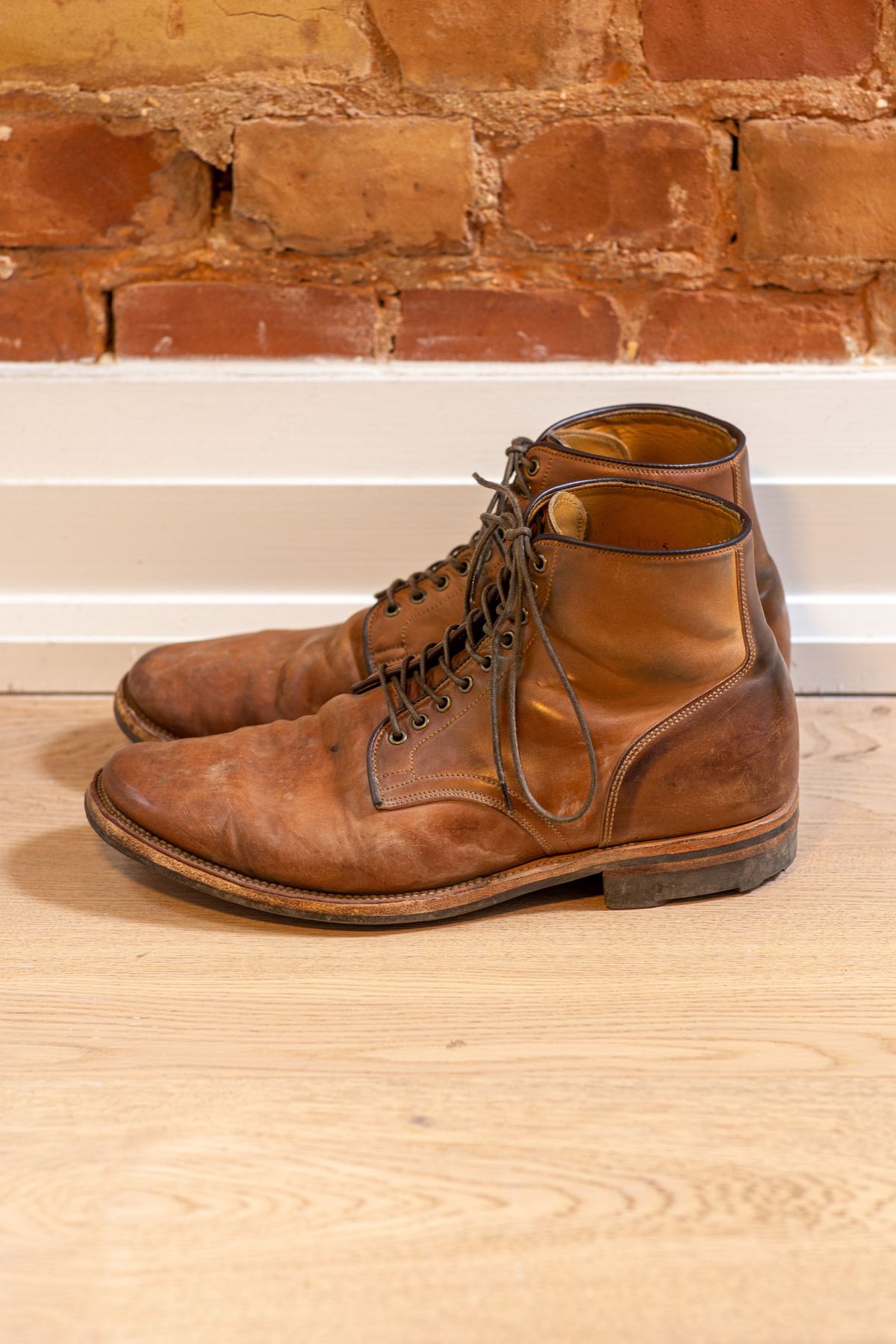 Photo by patinathunderdome on November 2, 2021 of the Viberg Service Boot in Horween Bourbon Shell Cordovan.