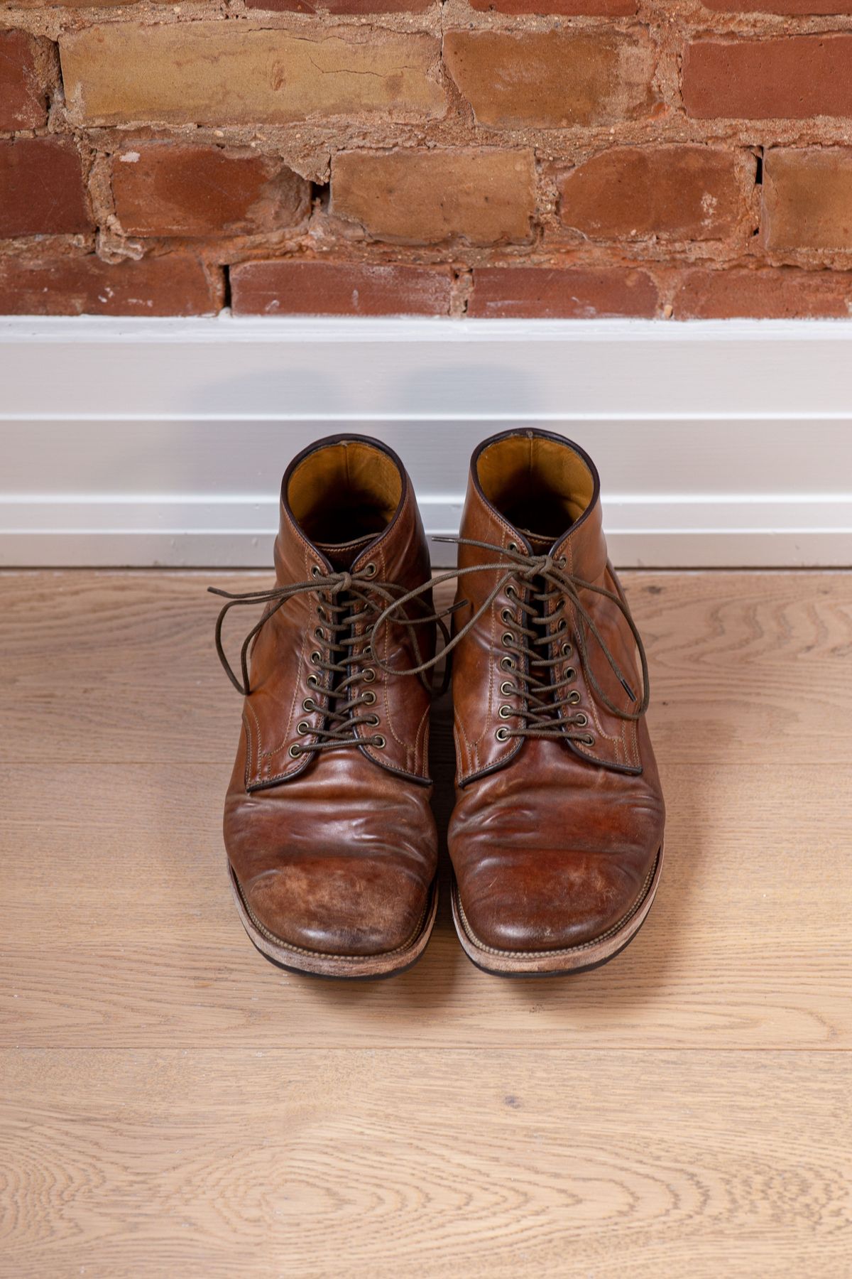 Photo by patinathunderdome on March 2, 2022 of the Viberg Service Boot in Horween Bourbon Shell Cordovan.