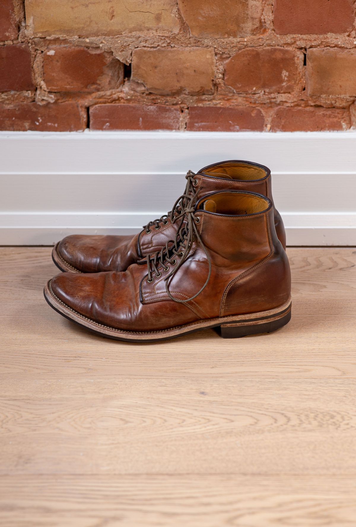 Photo by patinathunderdome on March 2, 2022 of the Viberg Service Boot in Horween Bourbon Shell Cordovan.